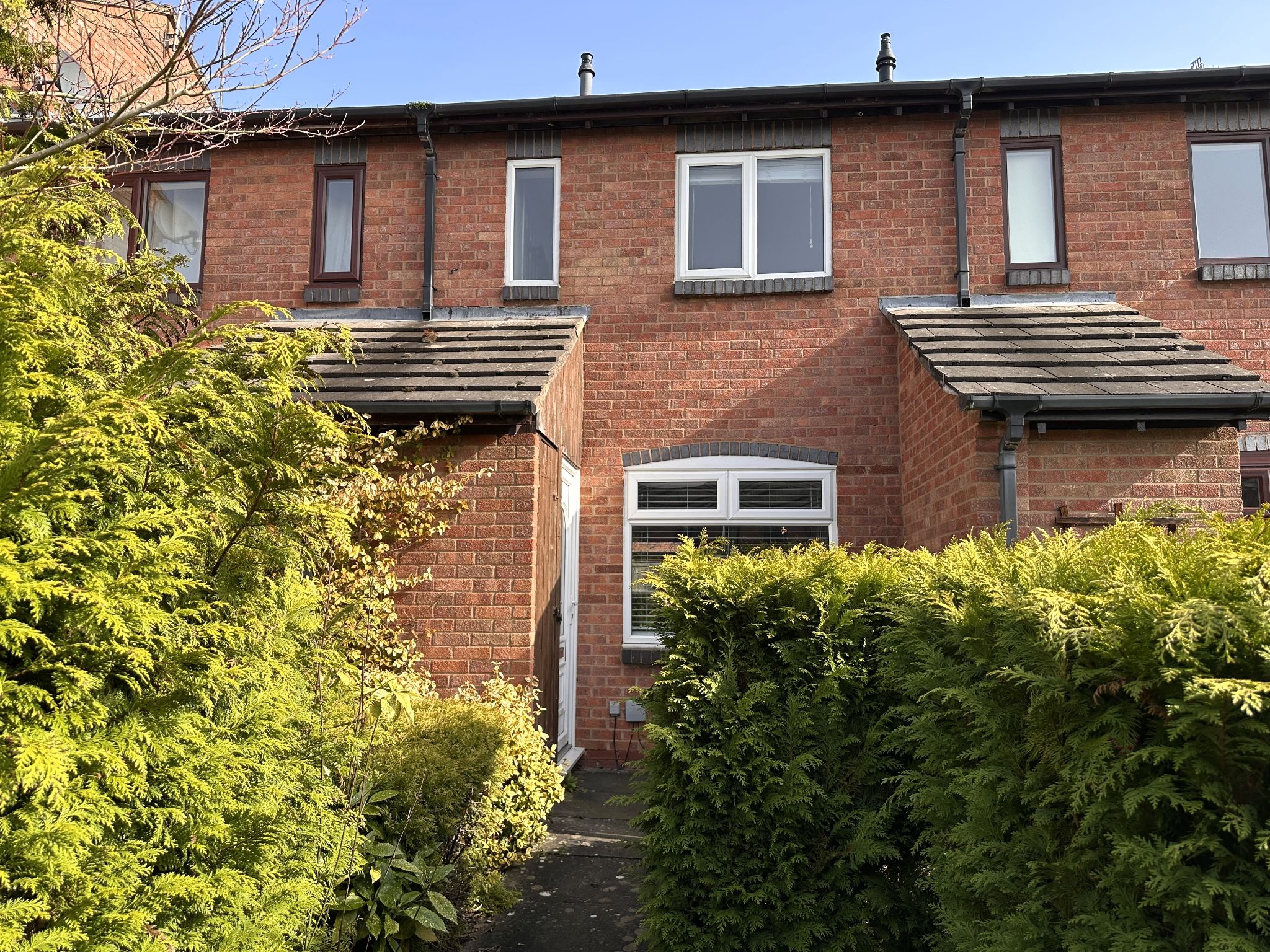 2 bedroom mid terraced house To Let in Bidford-on-avon, Alcester - Photograph 1