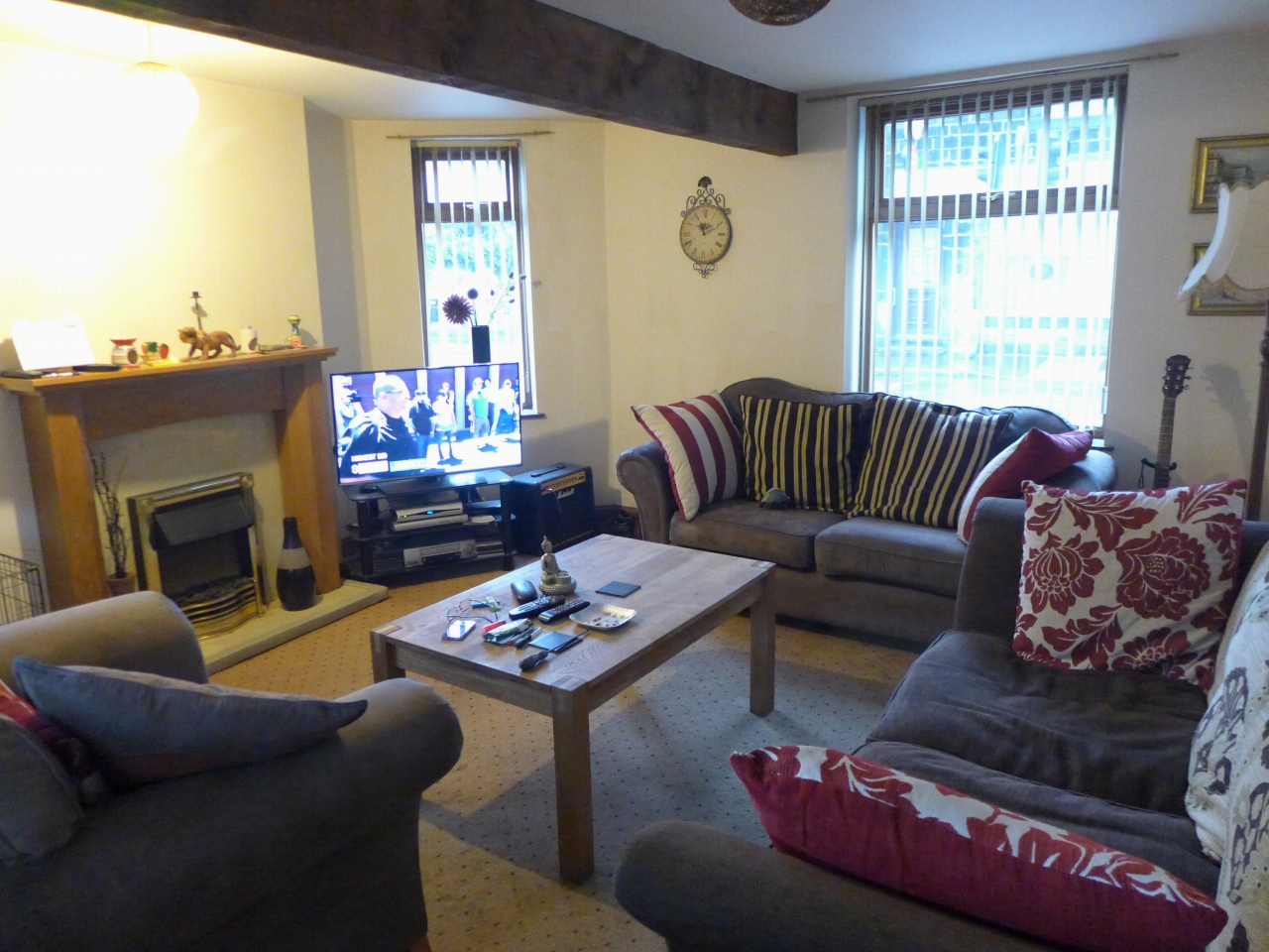2 bedroom apartment flat/apartment For Sale in Calderdale - Photograph 1.