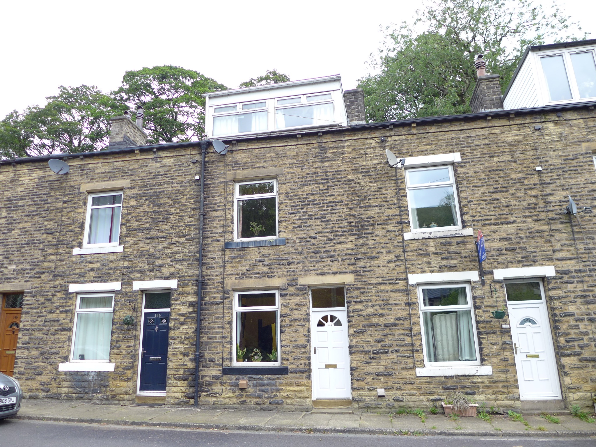 3 bedroom mid terraced house For Sale in Calderdale - Photograph 1.