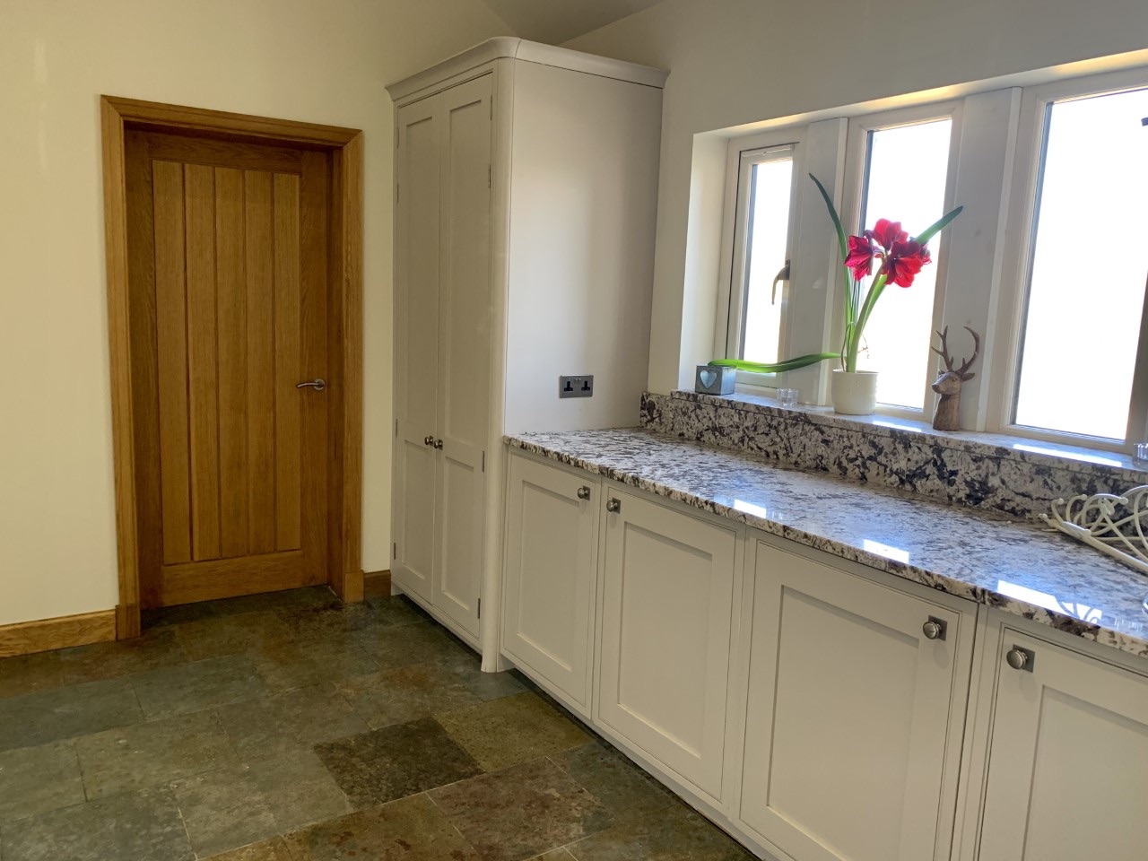 3 bedroom detached house For Sale in Todmorden - Photograph 16.