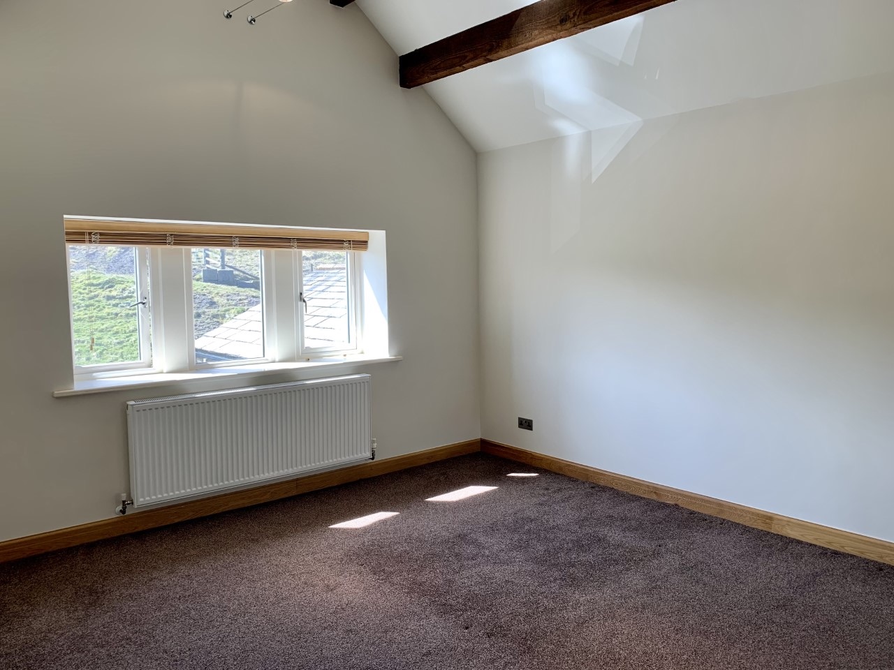 3 bedroom detached house For Sale in Todmorden - Photograph 23.