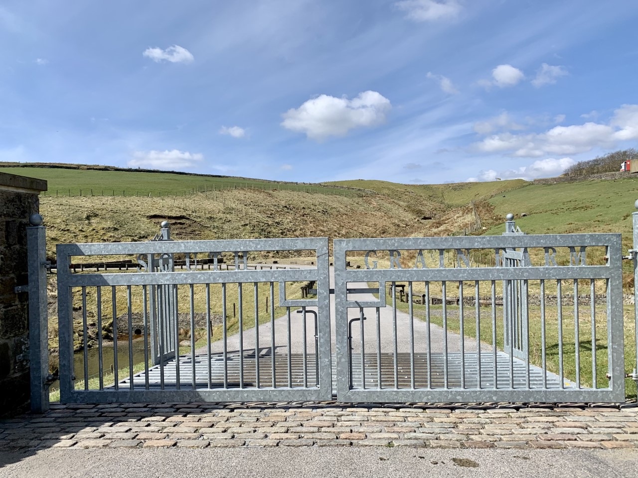 3 bedroom detached house For Sale in Todmorden - Photograph 36.