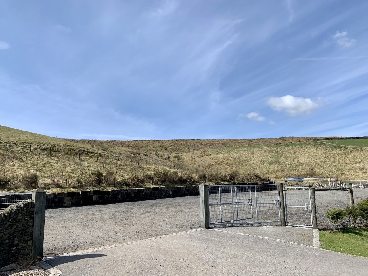 3 bedroom detached house For Sale in Todmorden - Photograph 30.