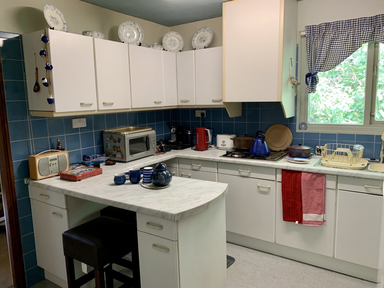 4 bedroom detached bungalow For Sale in Todmorden - Photograph 11.