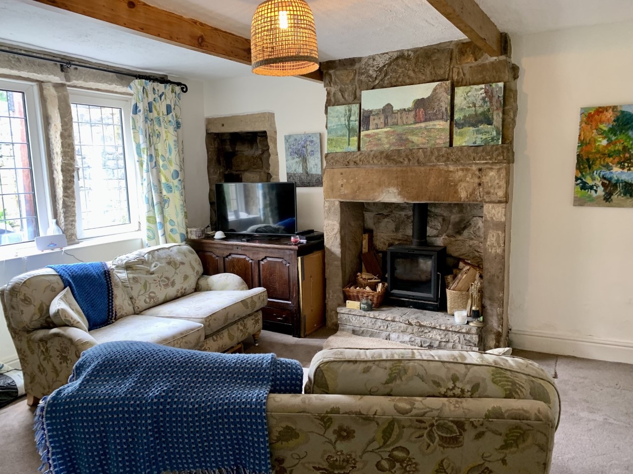 2 bedroom cottage house For Sale in Todmorden - Photograph 8.