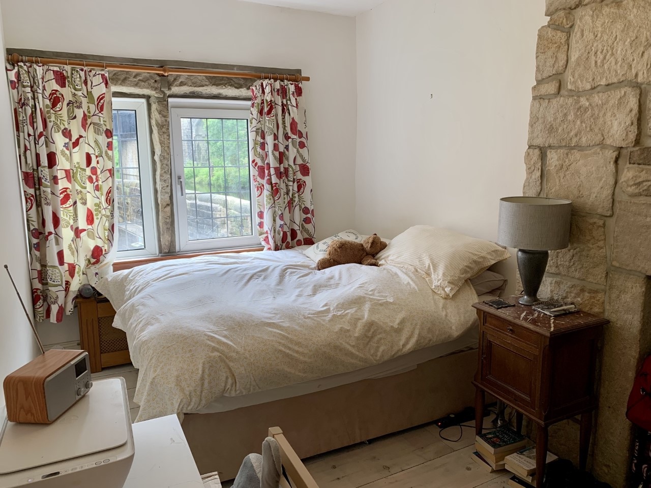 2 bedroom cottage house For Sale in Todmorden - Photograph 12.