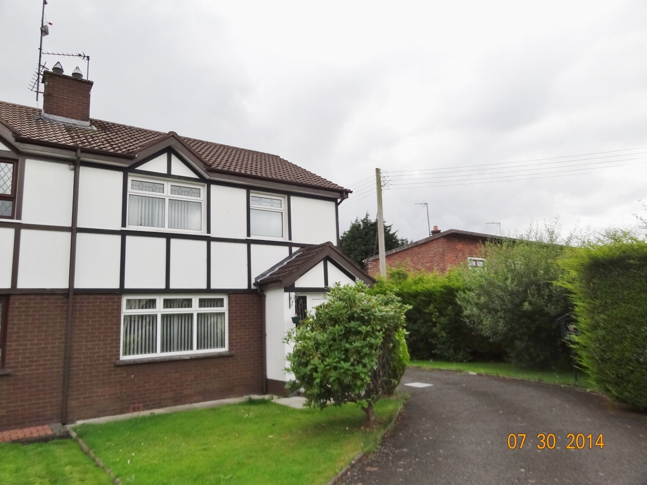 3 bedroom barn conversion house Sold in Antrim - Photograph 1