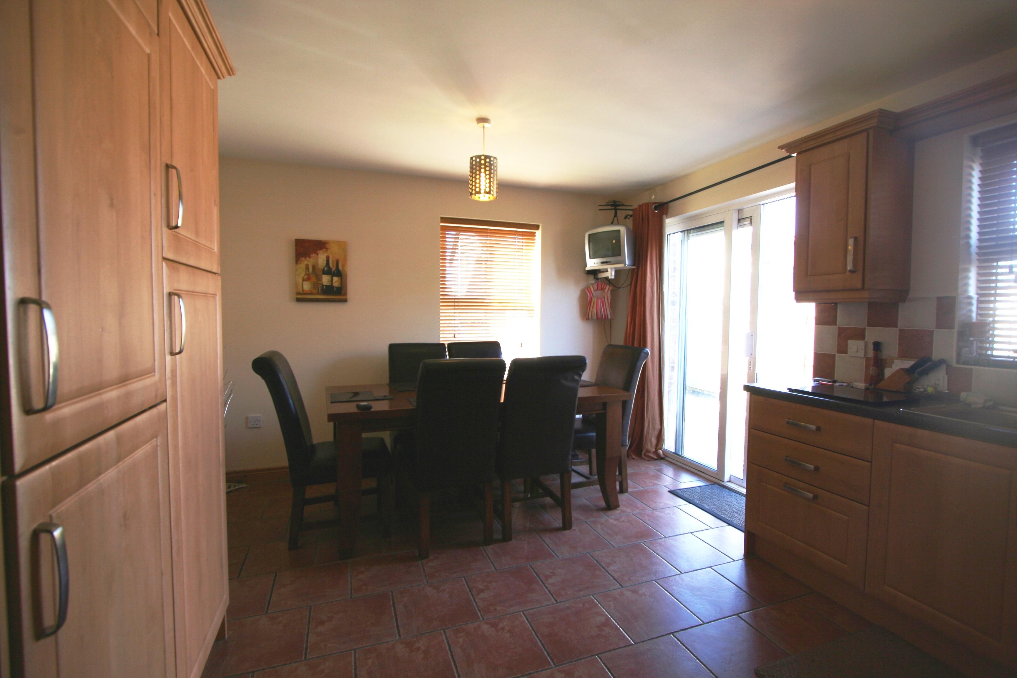 4 bedroom detached house For Sale in Antrim - Photograph 3