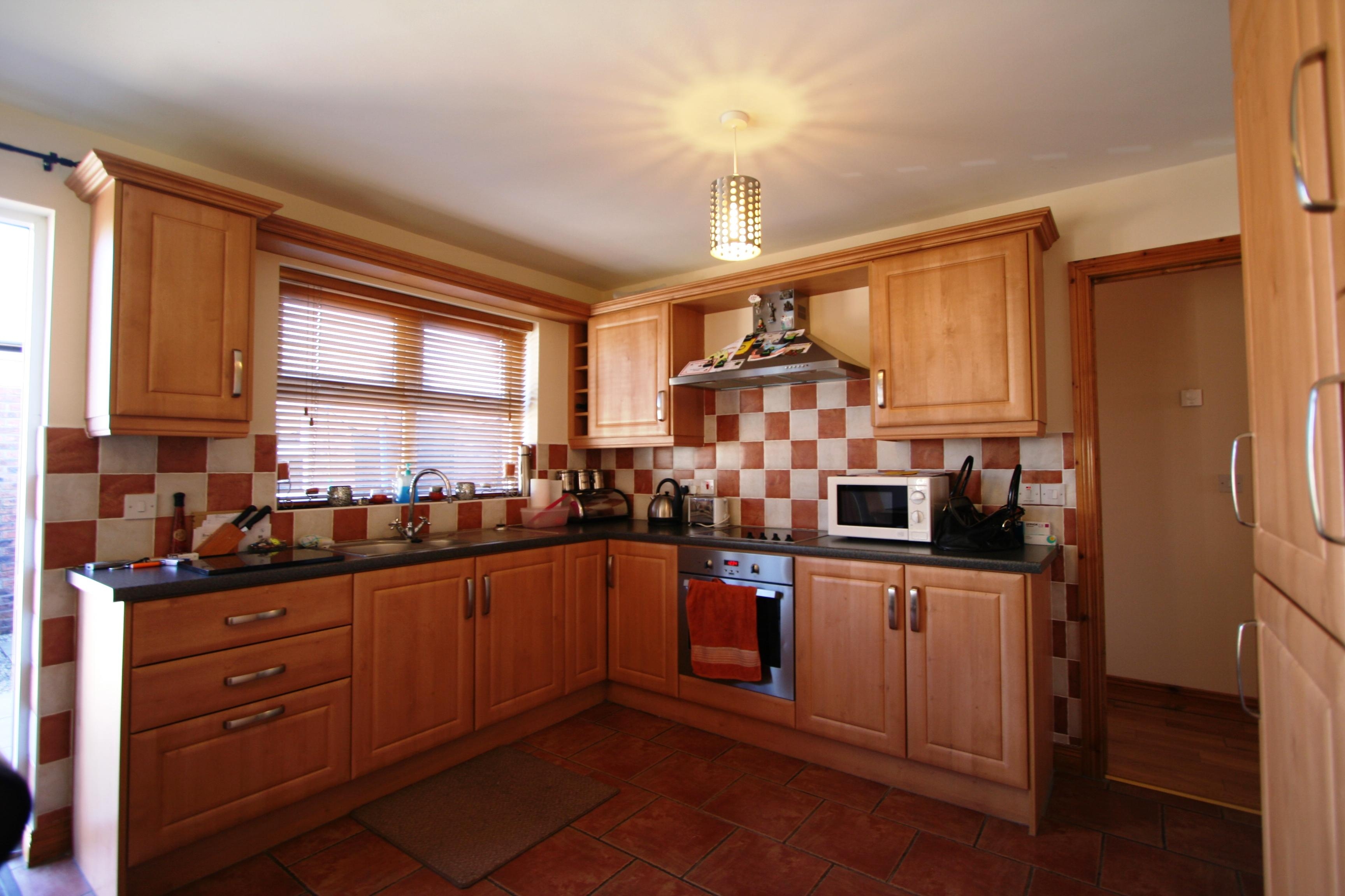 4 bedroom detached house For Sale in Antrim - Photograph 4