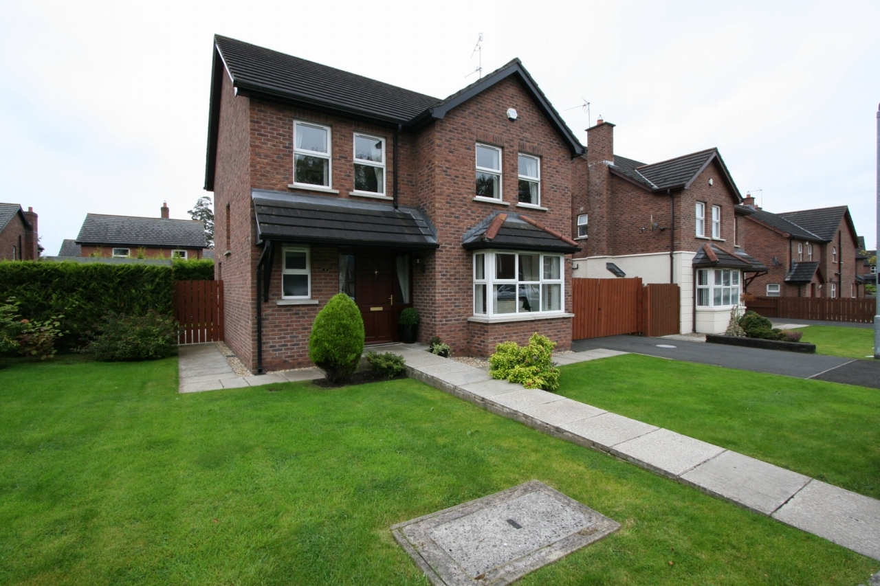 4 bedroom barn conversion house Sold in Antrim - Photograph 1