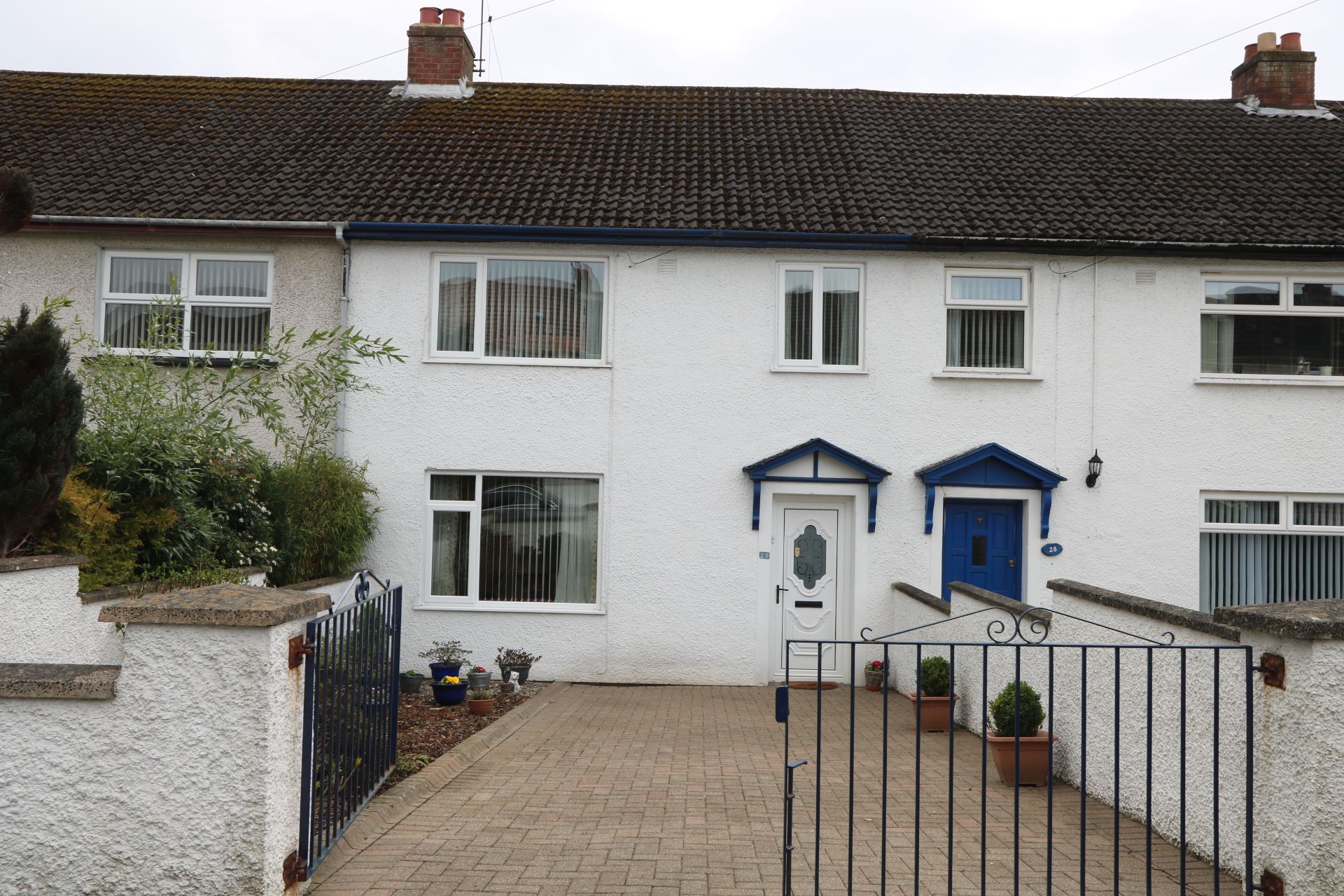 29 Garden Village, Antrim, BT41 1NA 3 bedroom mid terraced house