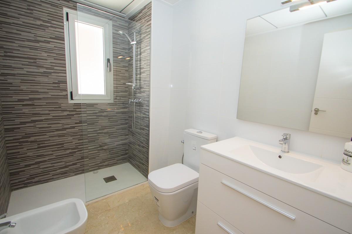 2 bedroom apartment flat/apartment For Sale in Villamartin - Photograph 6