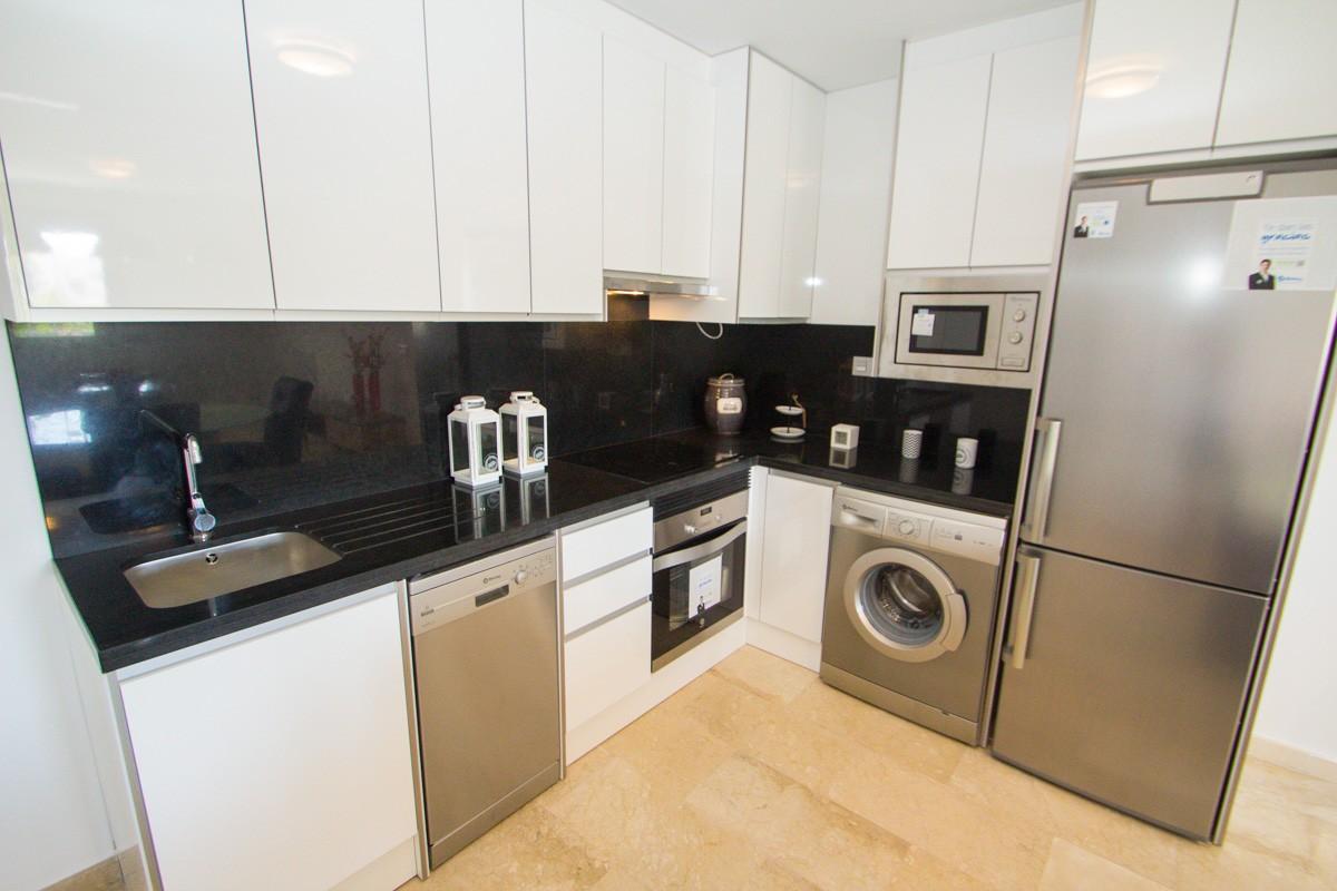 2 bedroom apartment flat/apartment For Sale in Villamartin - Photograph 4