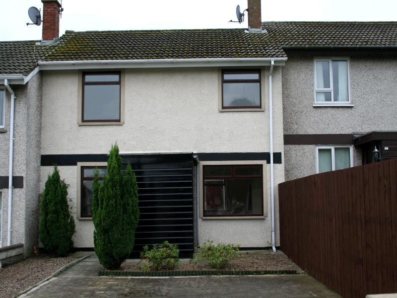 3 bedroom mid terraced house To Let in Antrim - Photograph 1