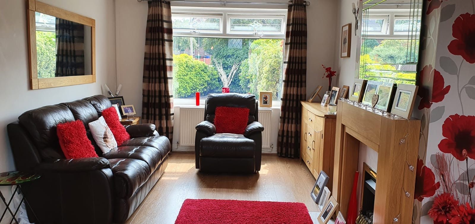 3 bedroom mid terraced house SSTC in Manchester - Photograph 2.