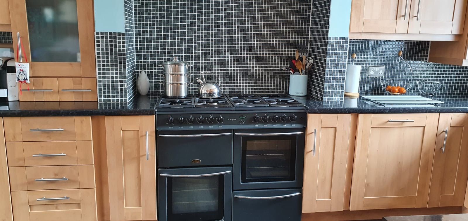 3 bedroom mid terraced house SSTC in Manchester - Photograph 6.