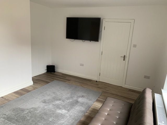 4 bedroom semi-detached house SSTC in Manchester - Photograph 4.