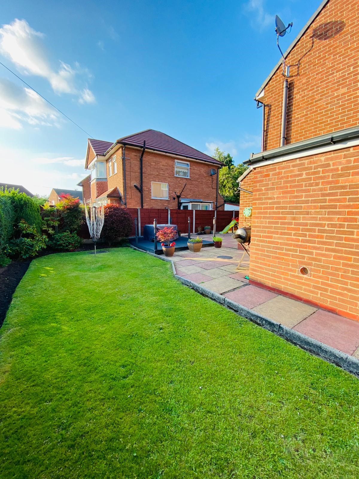 3 bedroom semi-detached house Under Offer in Manchester - Photograph 26.