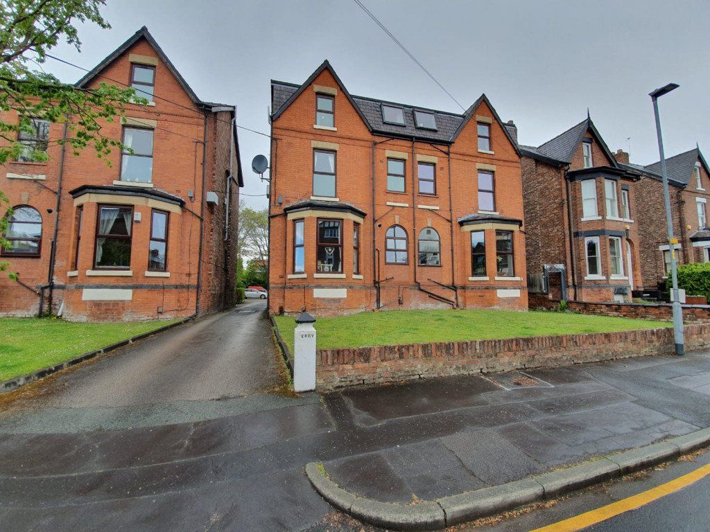 1 bedroom apartment flat/apartment SSTC in Didsbury - Photograph 20.