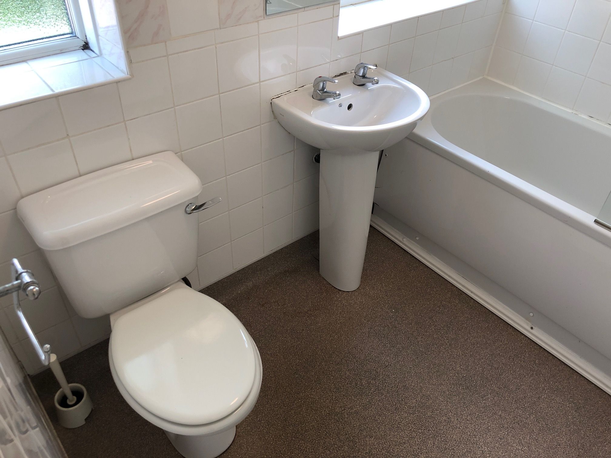 3 bedroom end terraced house To Let in Manchester - Photograph 8.