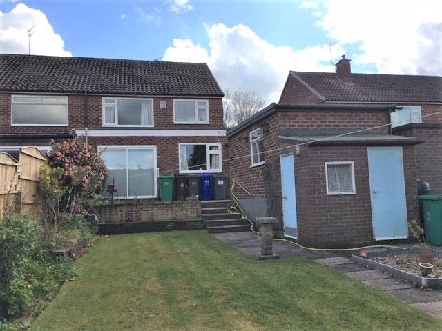 3 bedroom semi-detached house Sale Agreed in Manchester - Photograph 19.