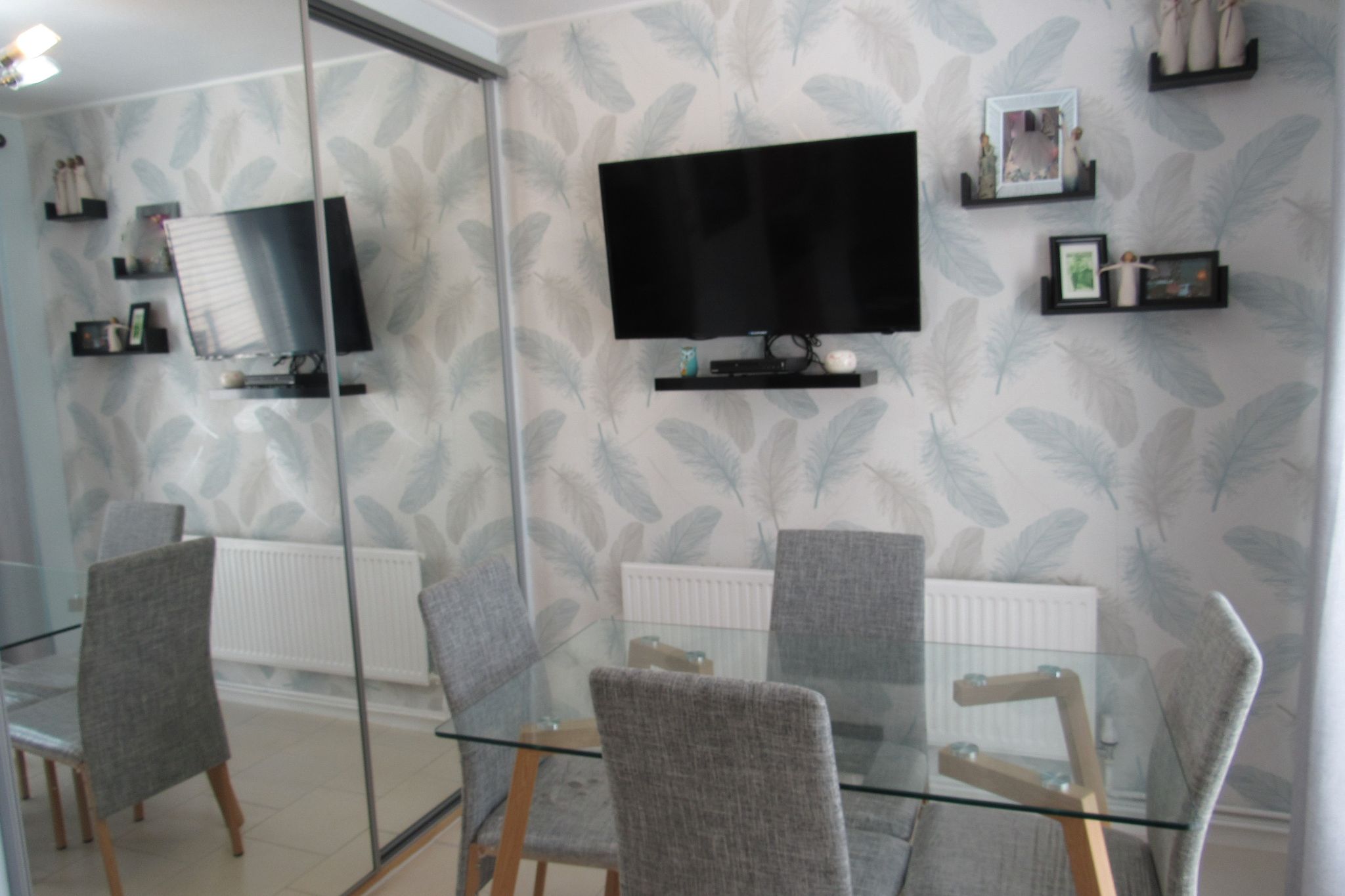 3 bedroom mid terraced house For Sale in Manchester - Photograph 8.