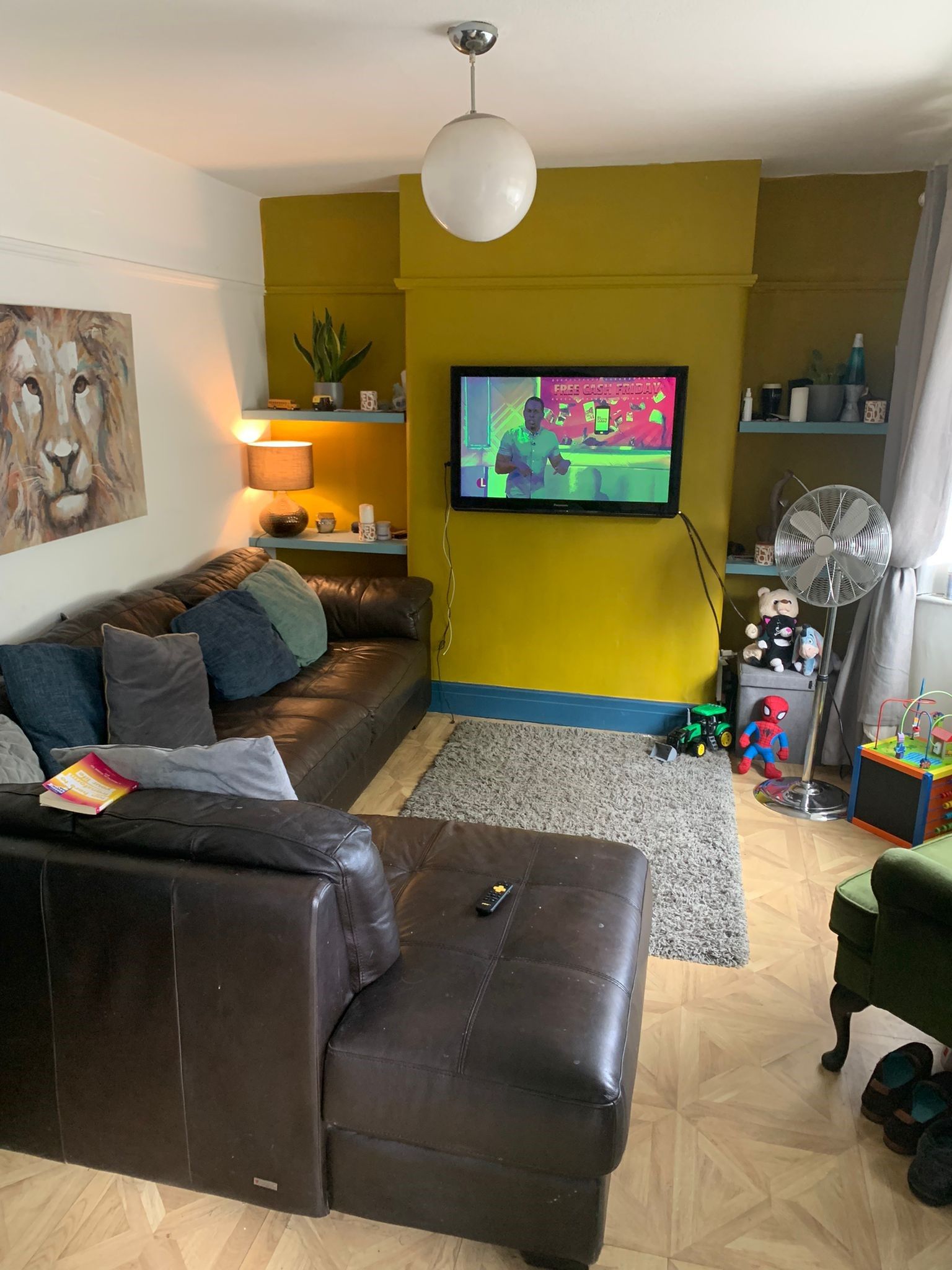 3 bedroom mid terraced house For Sale in Manchester - Photograph 6.