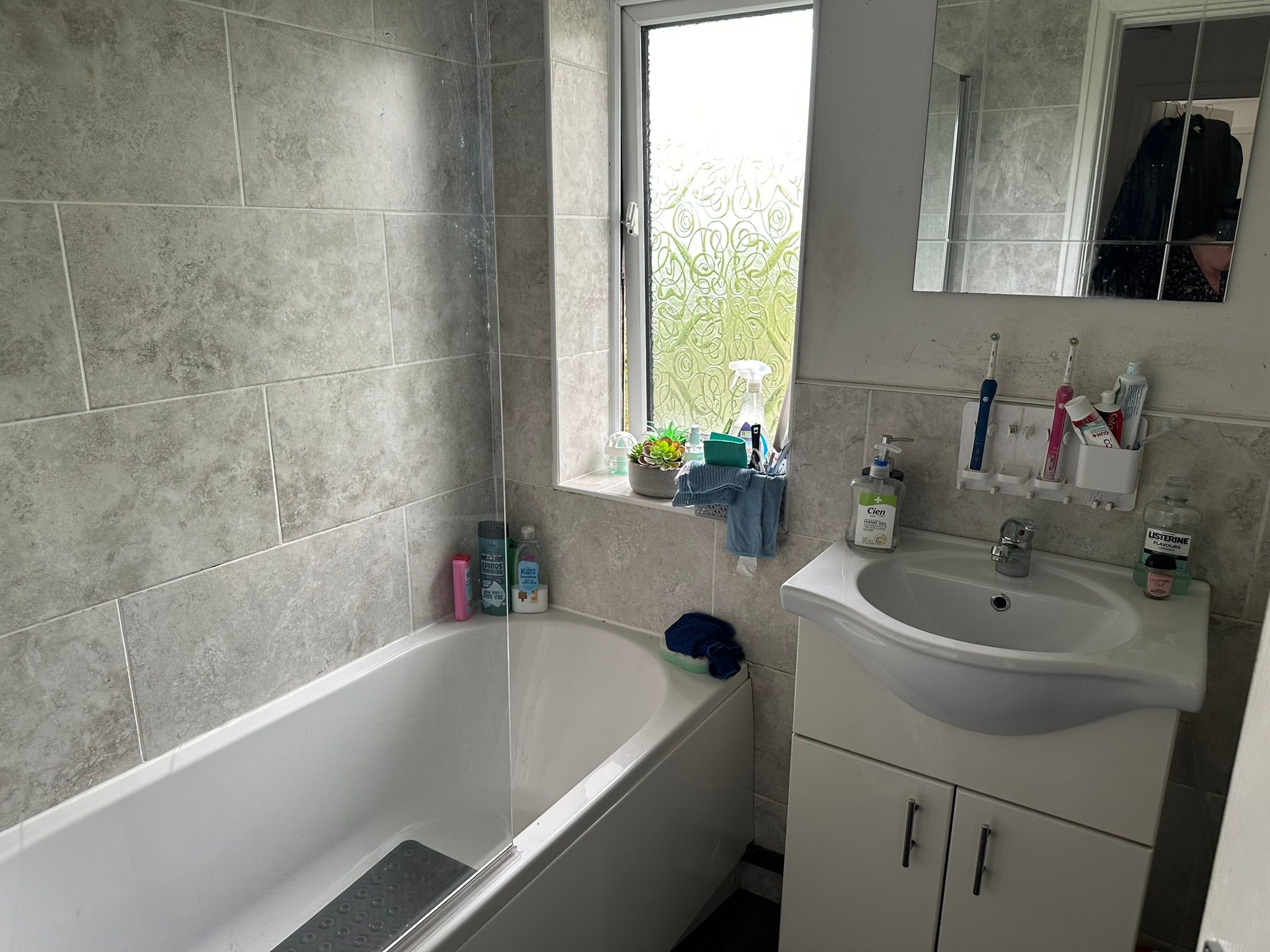 3 bedroom end terraced house To Let in Manchester - Photograph 7.