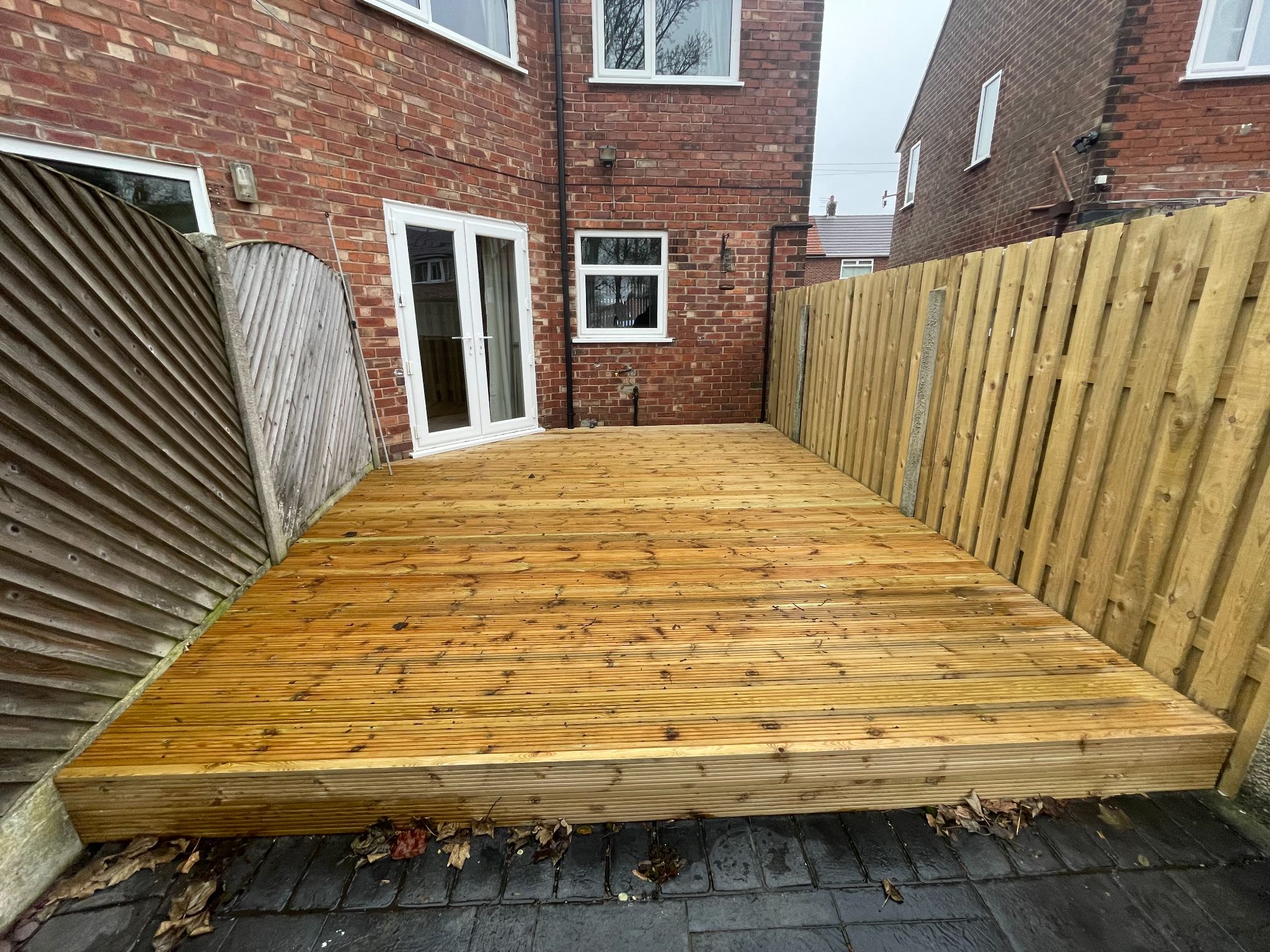 3 bedroom semi-detached house For Sale in Manchester - Photograph 20.