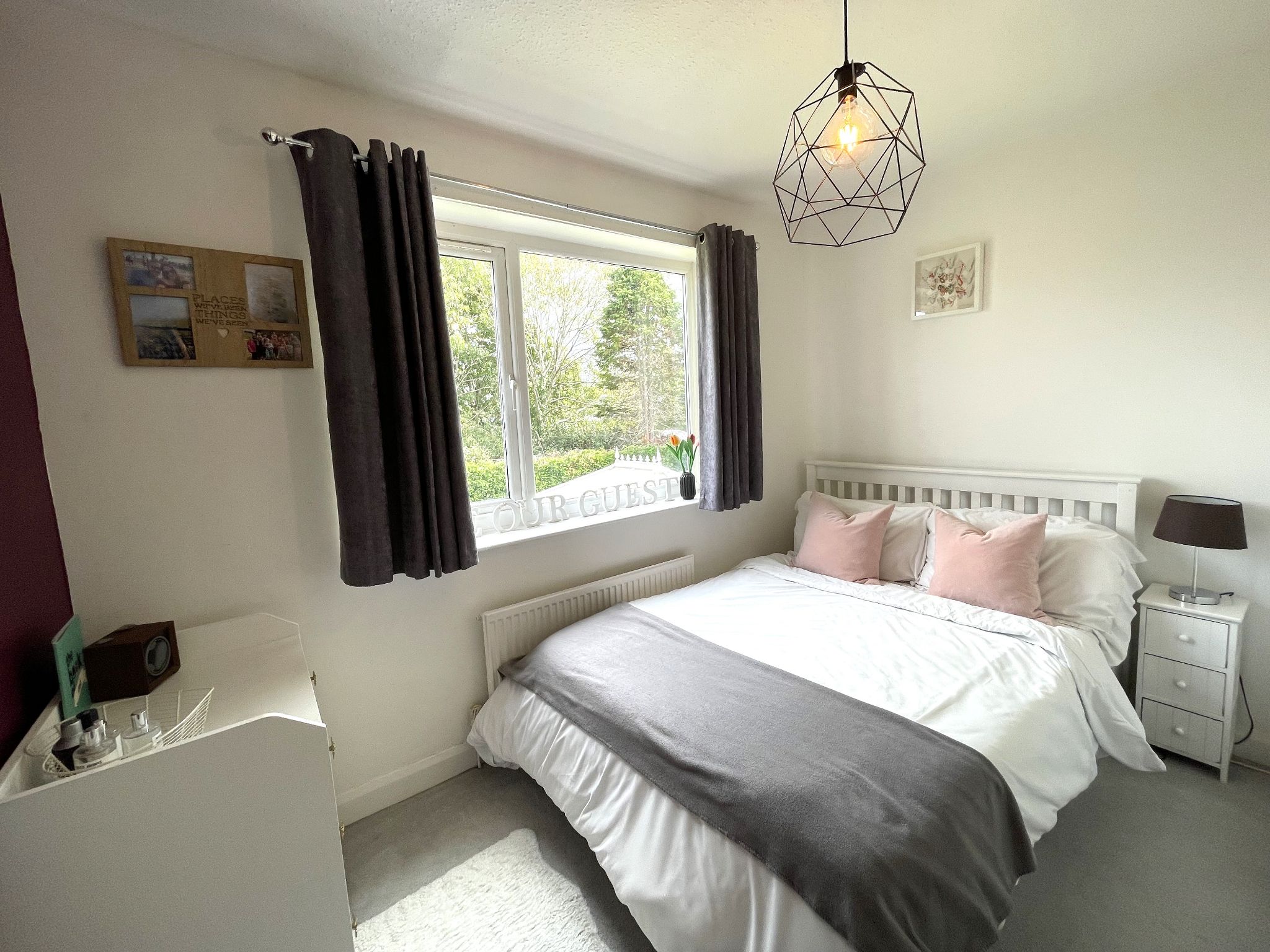 3 bedroom semi-detached house For Sale in Manchester - Photograph 13.