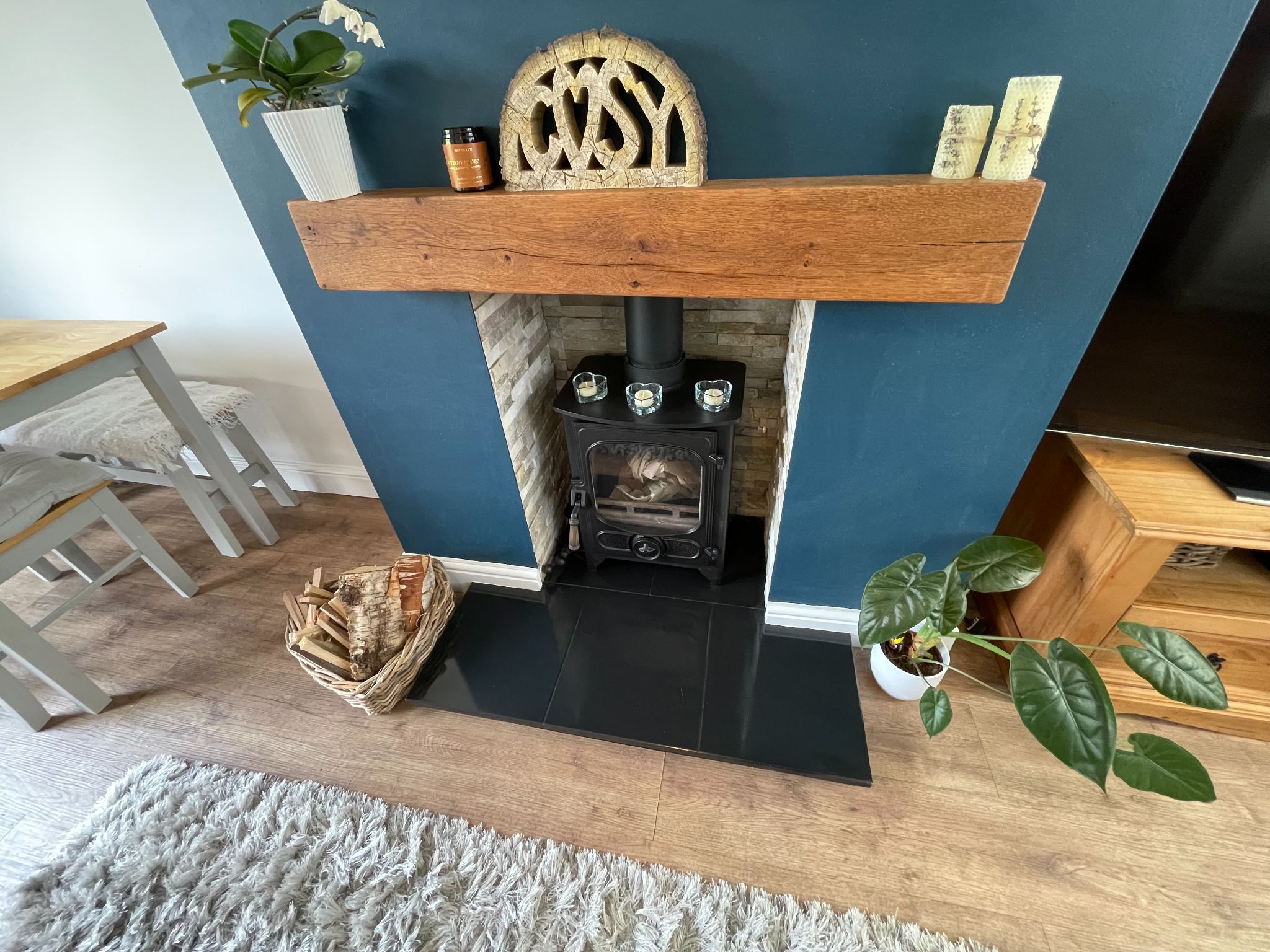 3 bedroom semi-detached house For Sale in Manchester - Photograph 7.