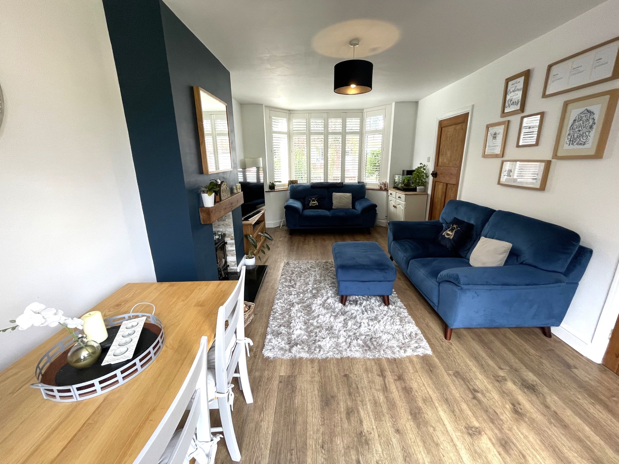 3 bedroom semi-detached house For Sale in Manchester - Photograph 4.