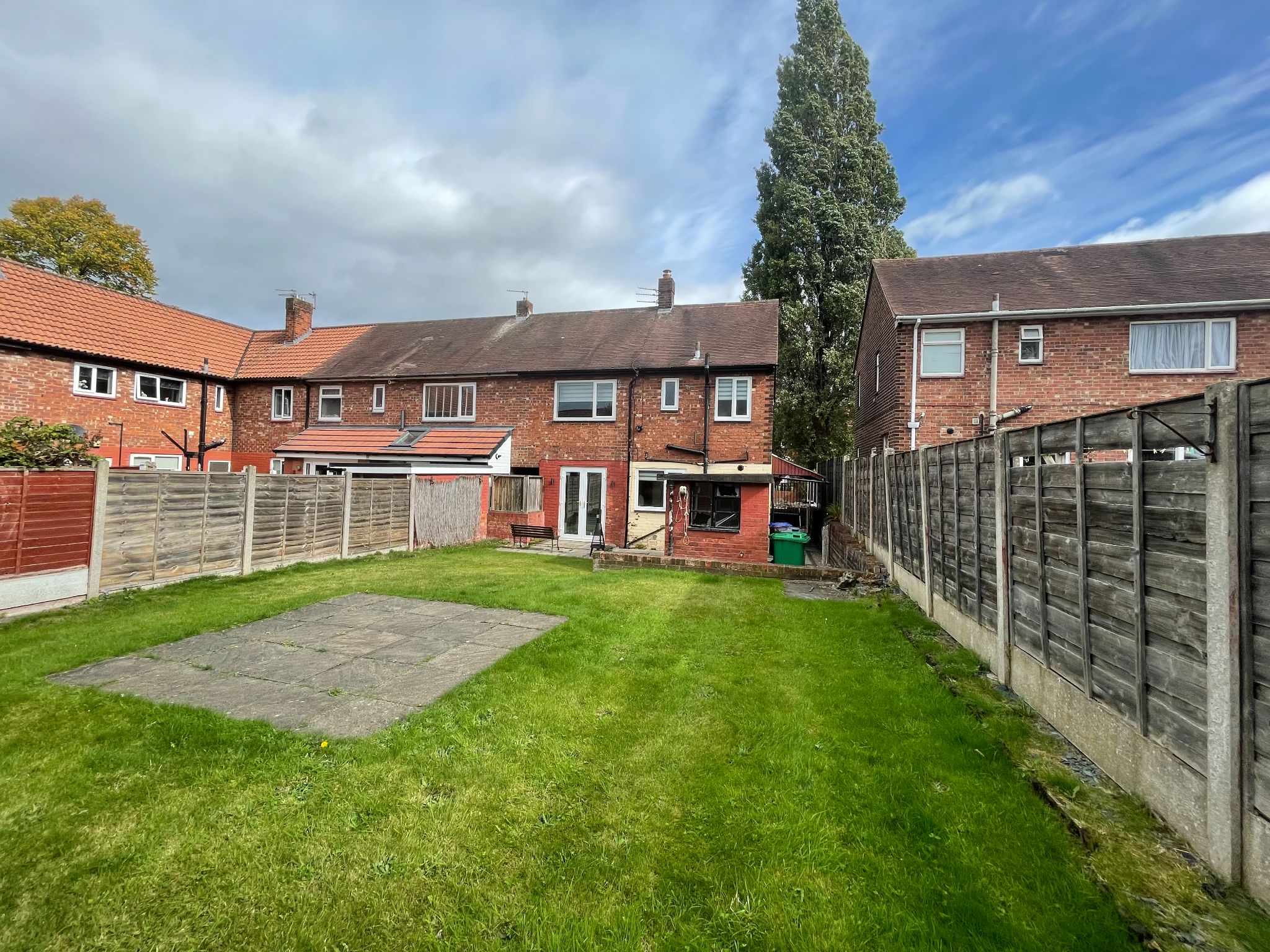3 bedroom end terraced house For Sale in Manchester - Photograph 23.