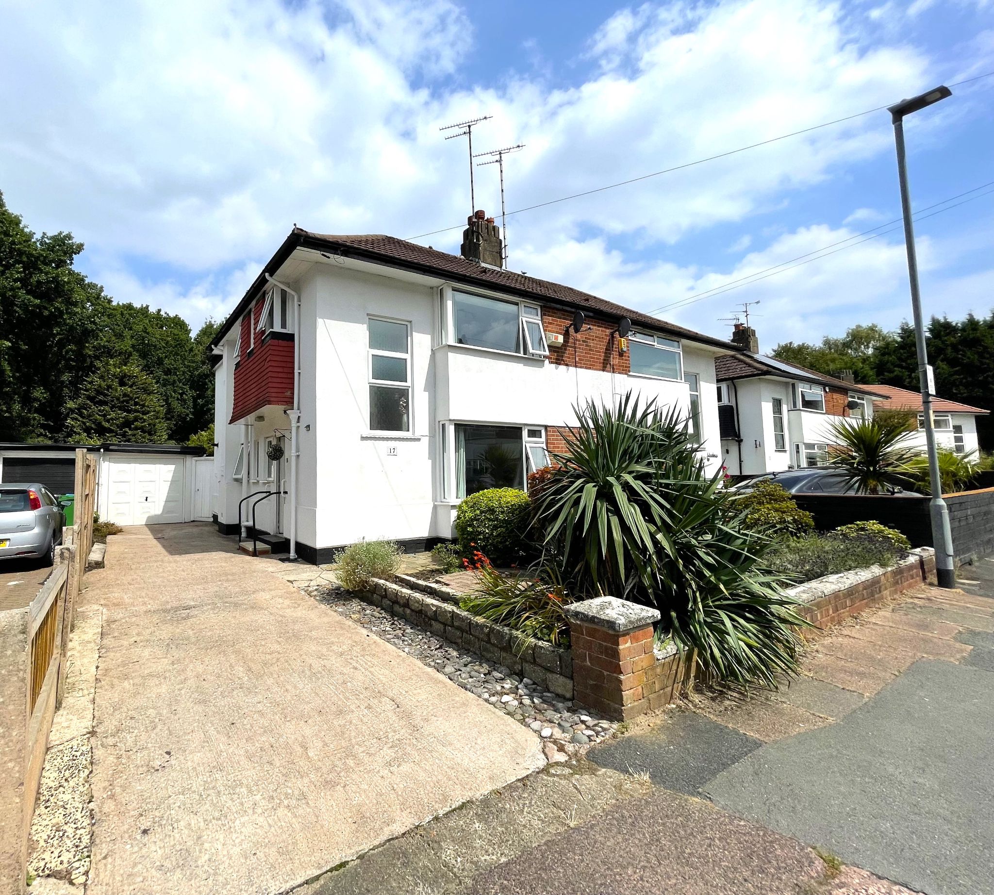 3 bedroom semi-detached house For Sale in Manchester - Property photograph.