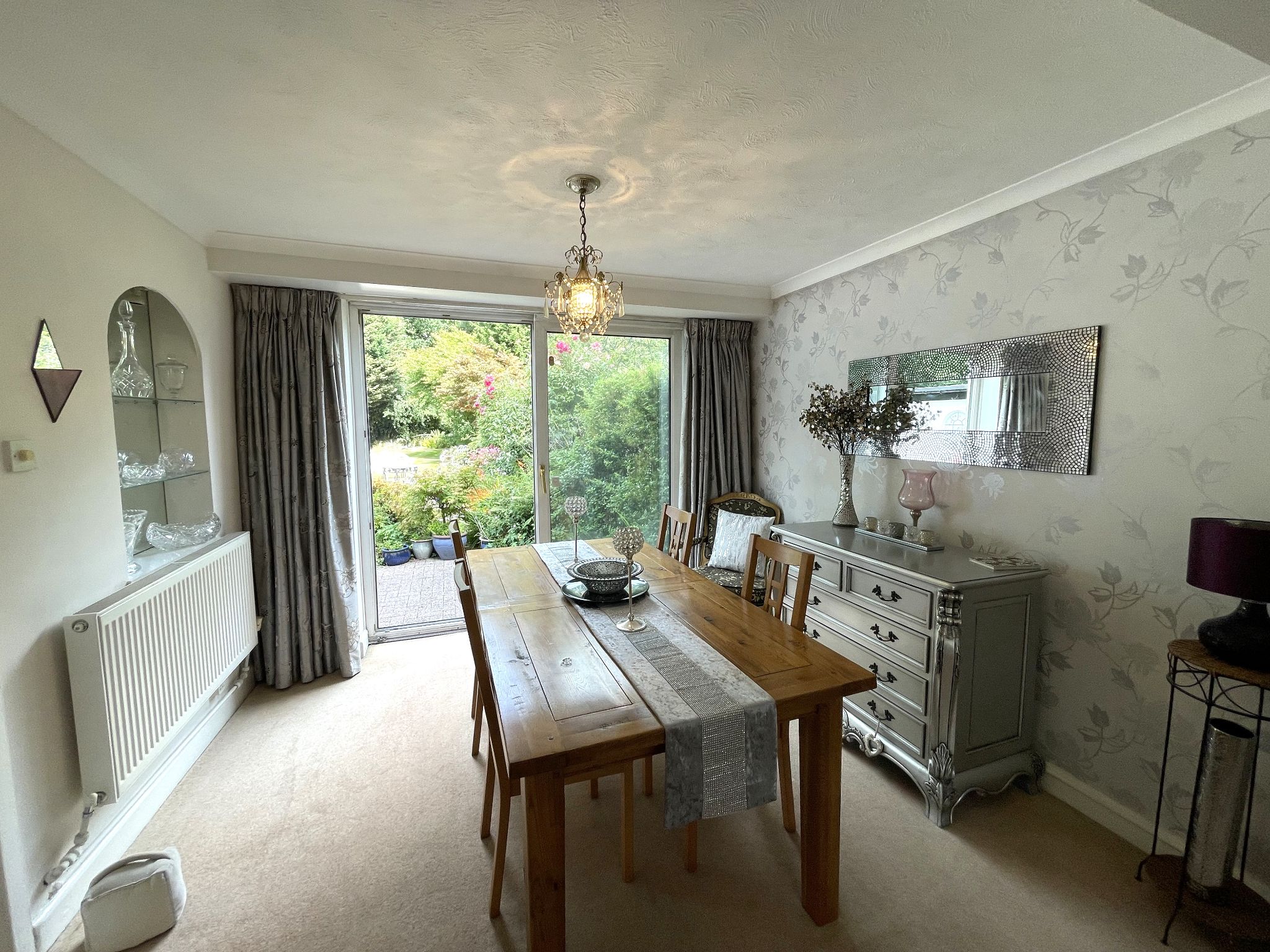 3 bedroom semi-detached house For Sale in Manchester - Photograph 4.