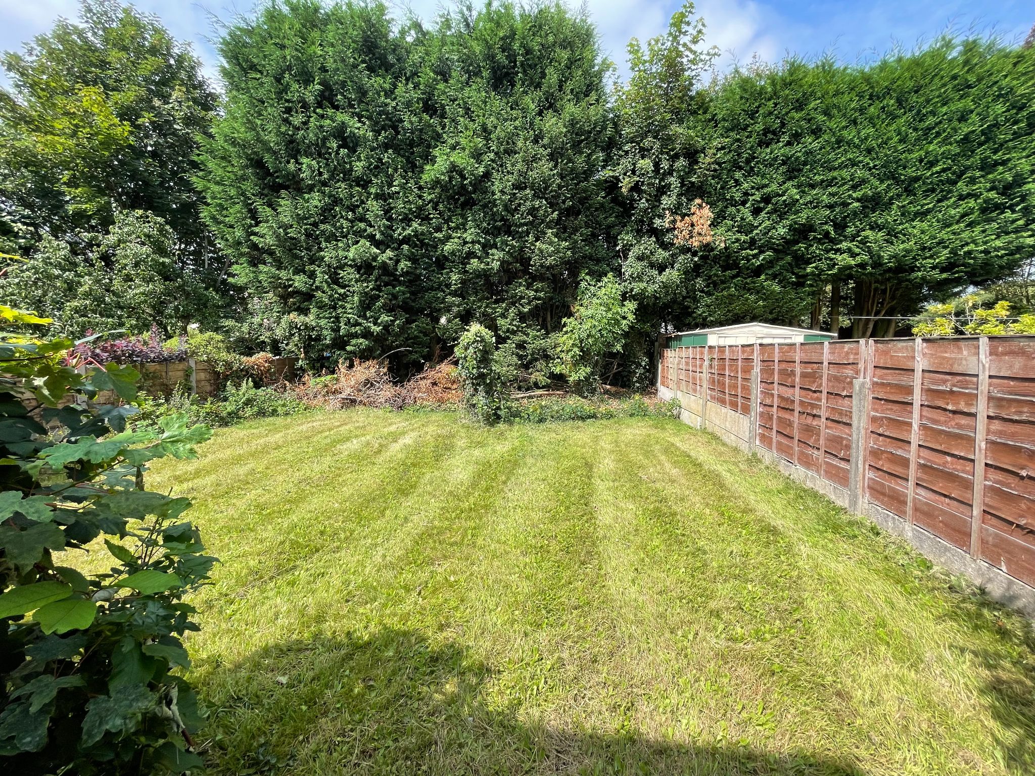 3 bedroom semi-detached house For Sale in Manchester - Photograph 19.