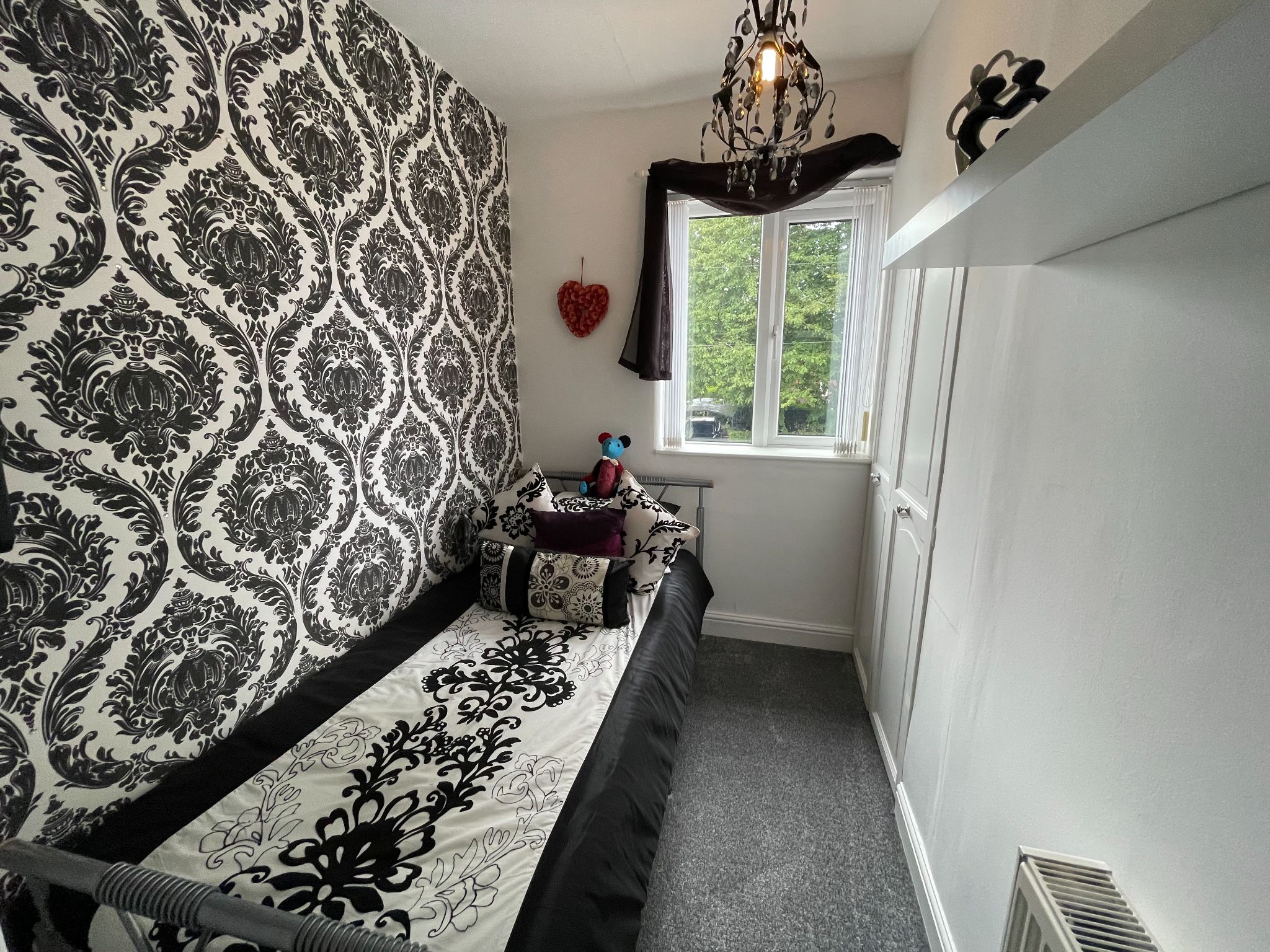 3 bedroom end terraced house For Sale in Manchester - Photograph 22.