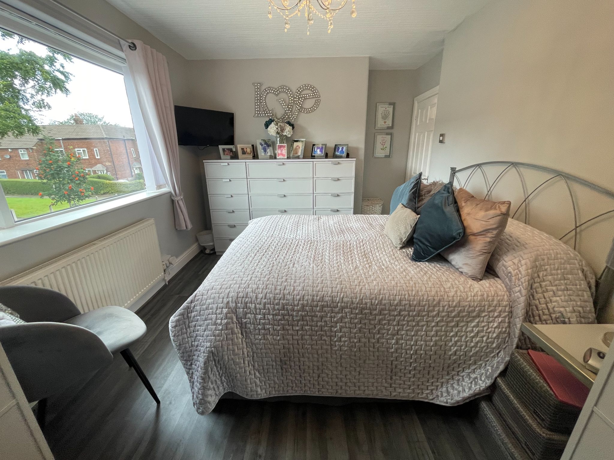3 bedroom end terraced house For Sale in Manchester - Photograph 19.
