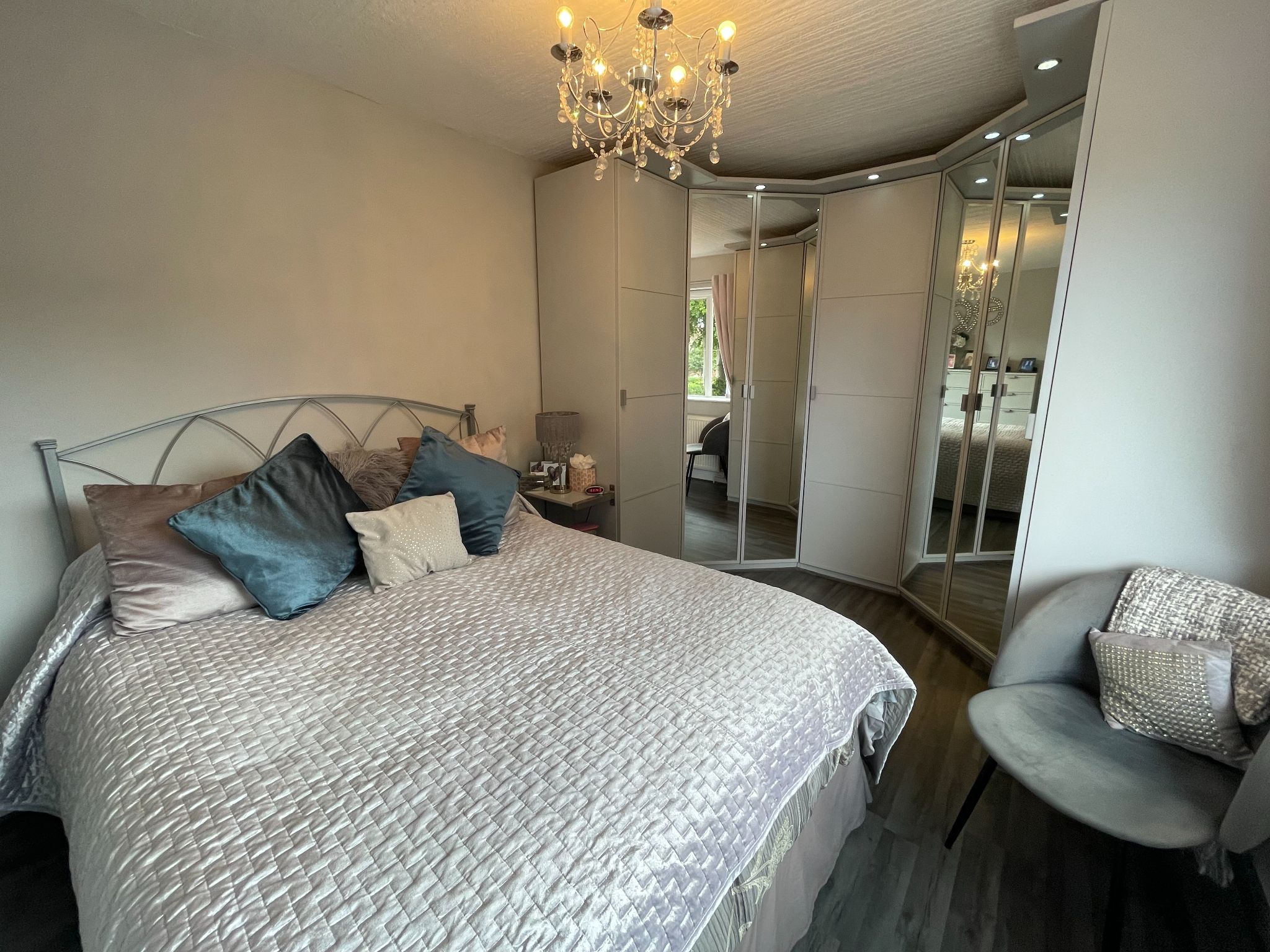 3 bedroom end terraced house For Sale in Manchester - Photograph 18.