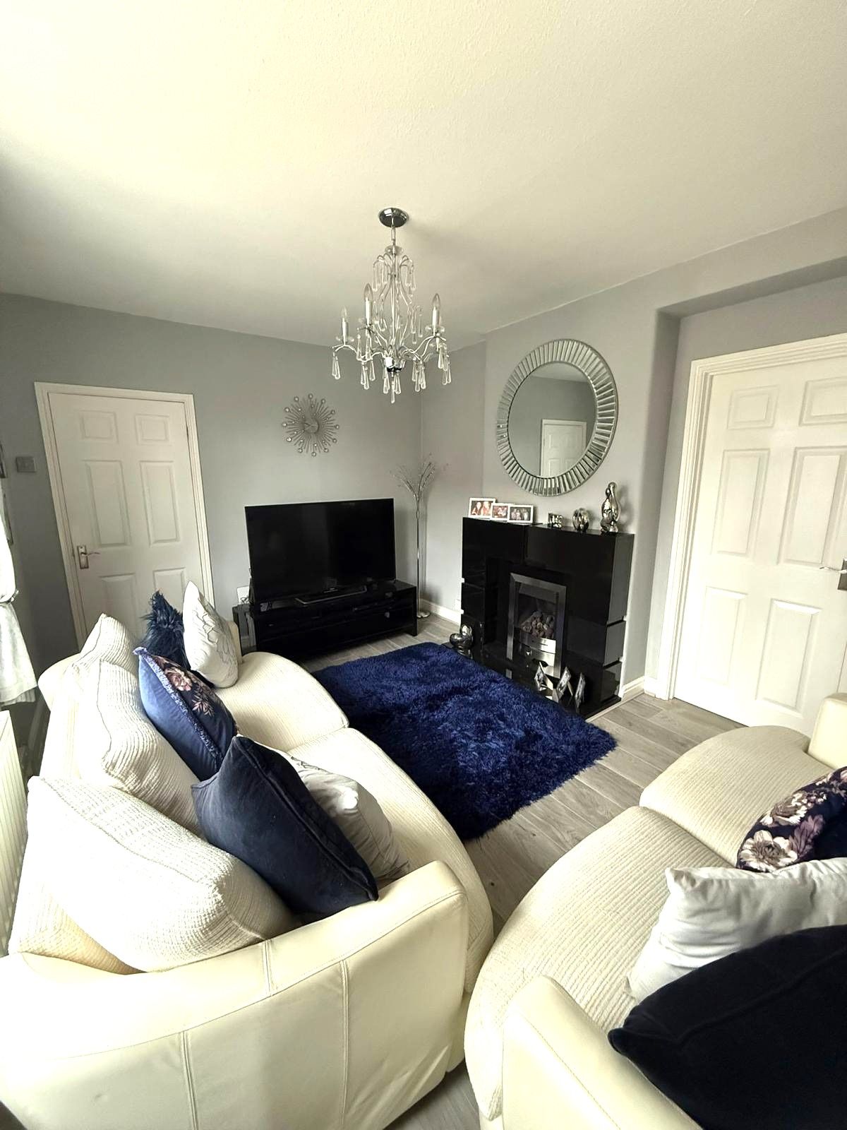 3 bedroom end terraced house For Sale in Manchester - Photograph 8.