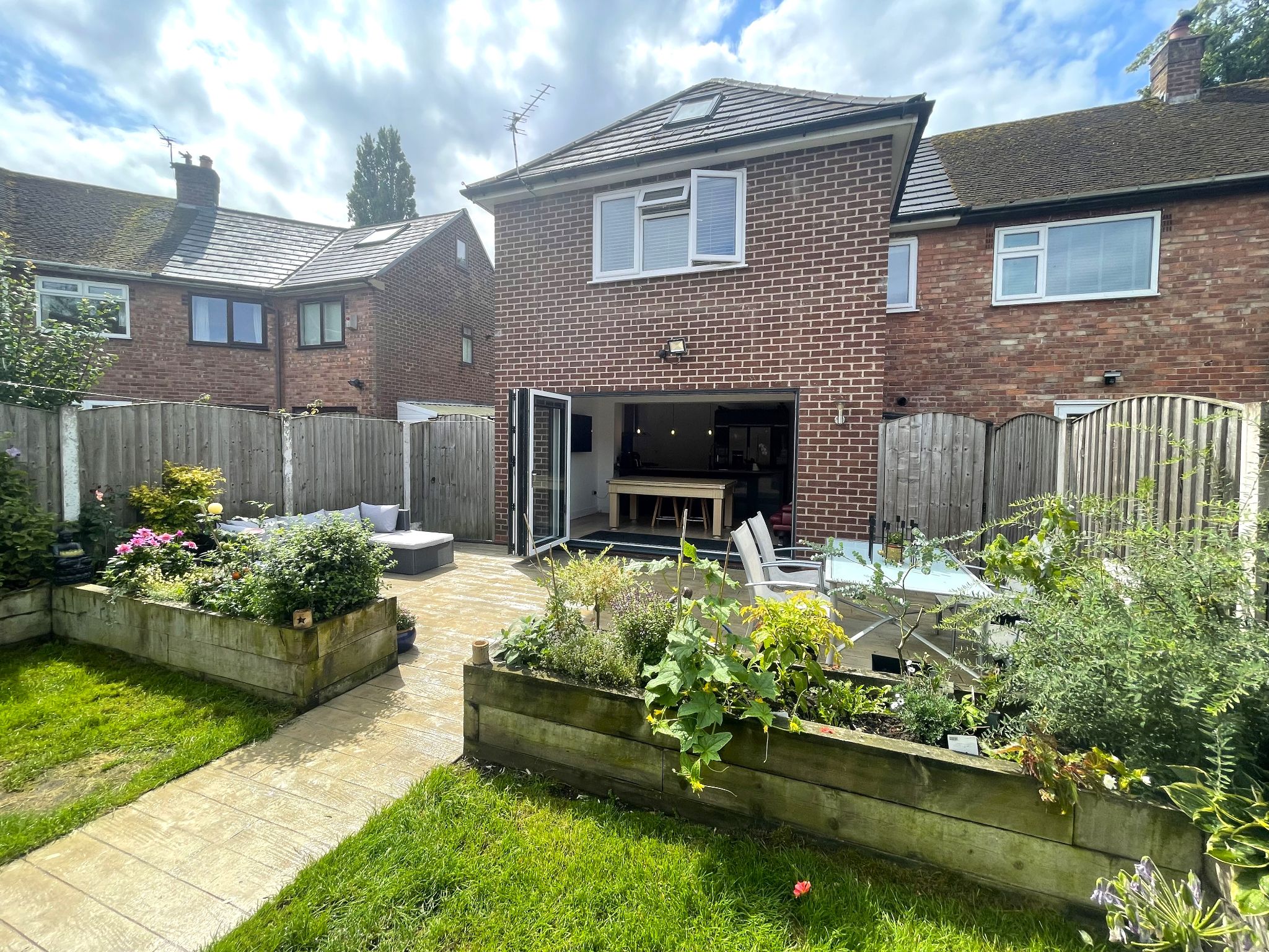 4 bedroom end terraced house For Sale in Manchester - Photograph 28.