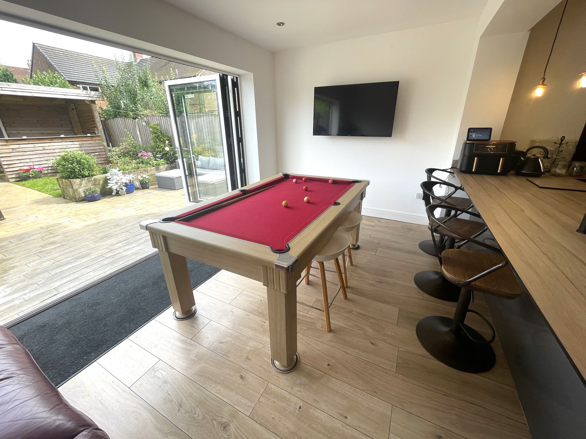 4 bedroom end terraced house For Sale in Manchester - Photograph 11.