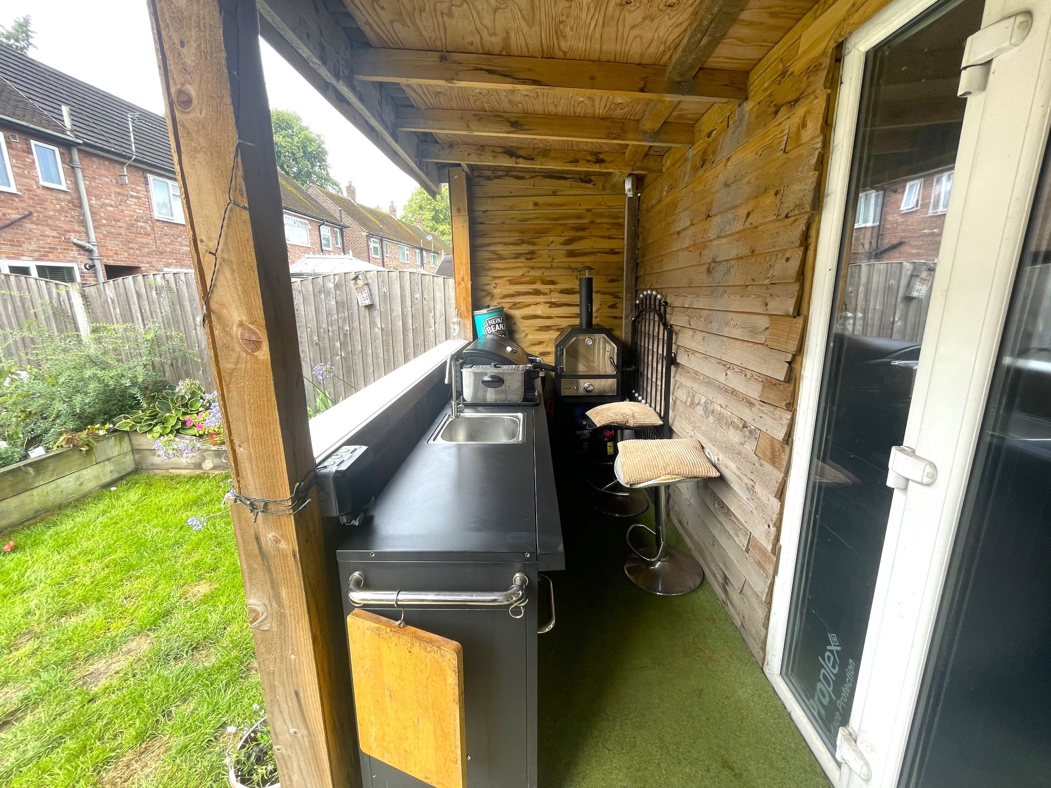4 bedroom end terraced house For Sale in Manchester - Photograph 31.