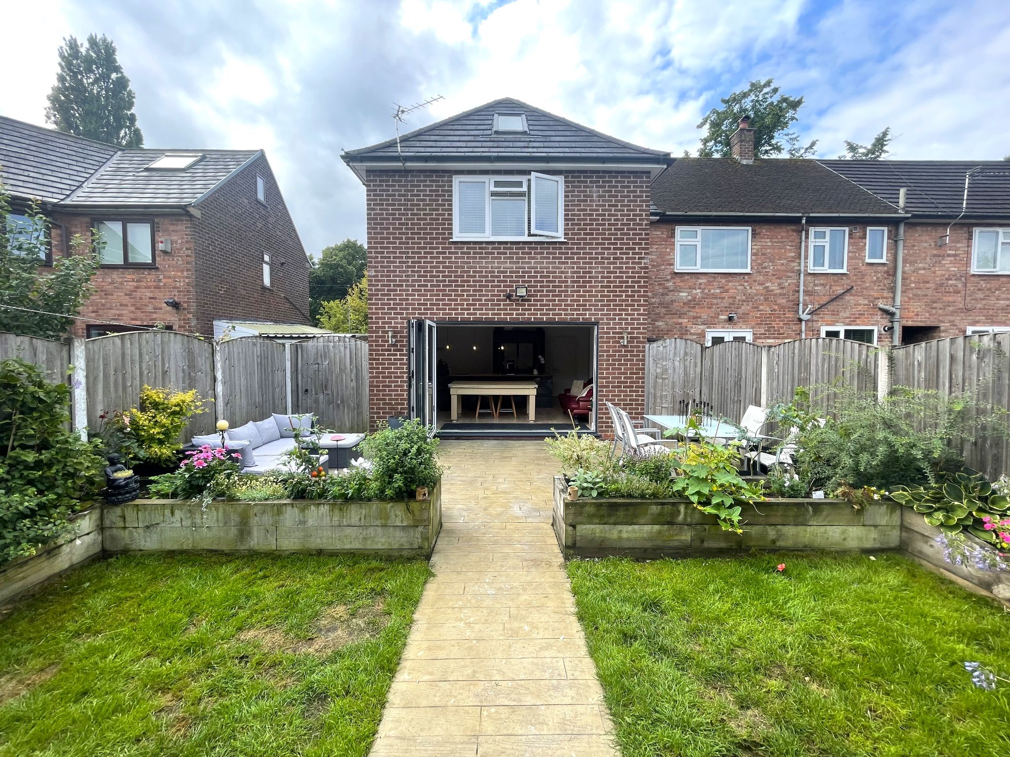 4 bedroom end terraced house For Sale in Manchester - Photograph 26.
