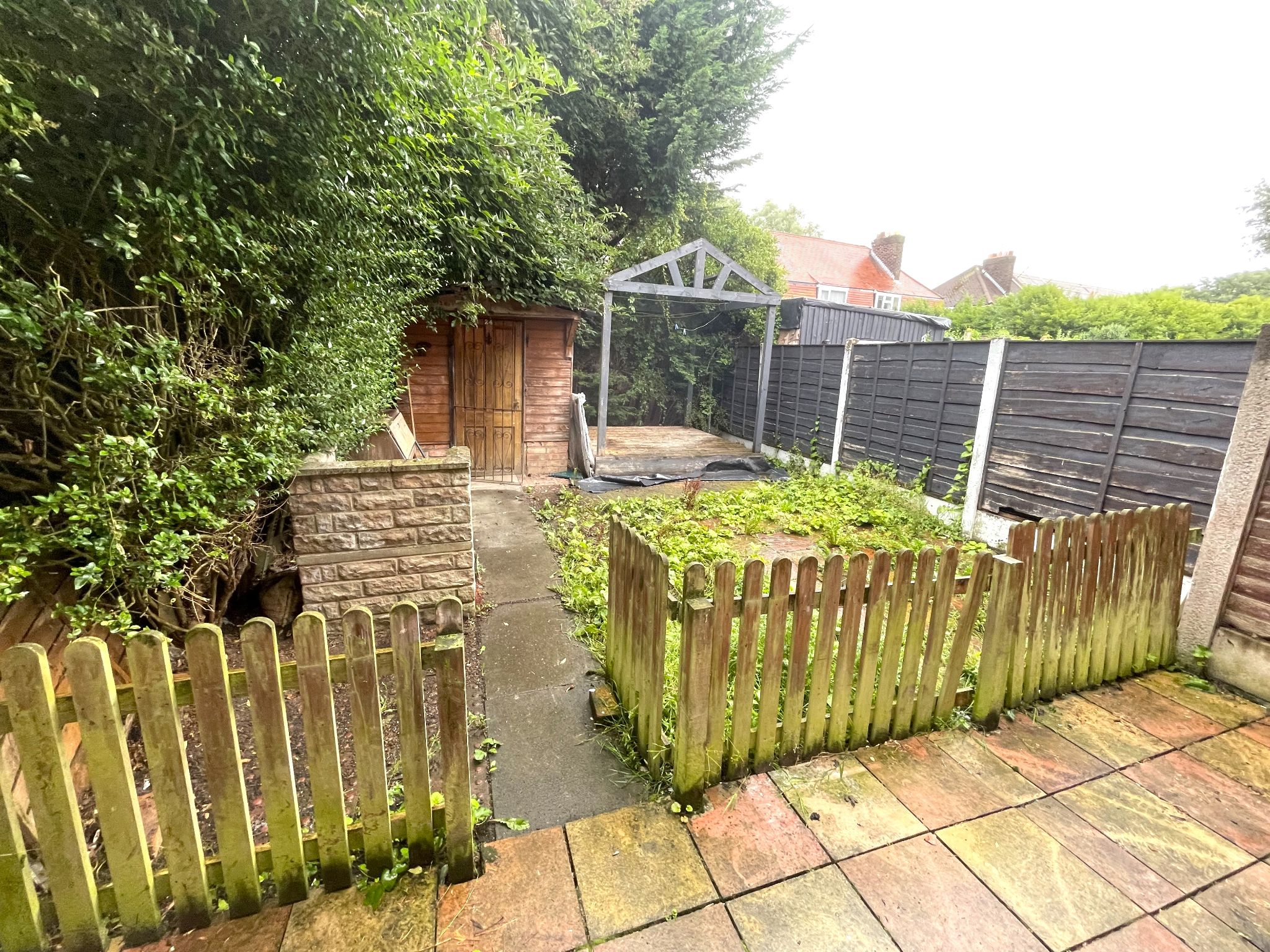 3 bedroom mid terraced house For Sale in Manchester - Photograph 11.