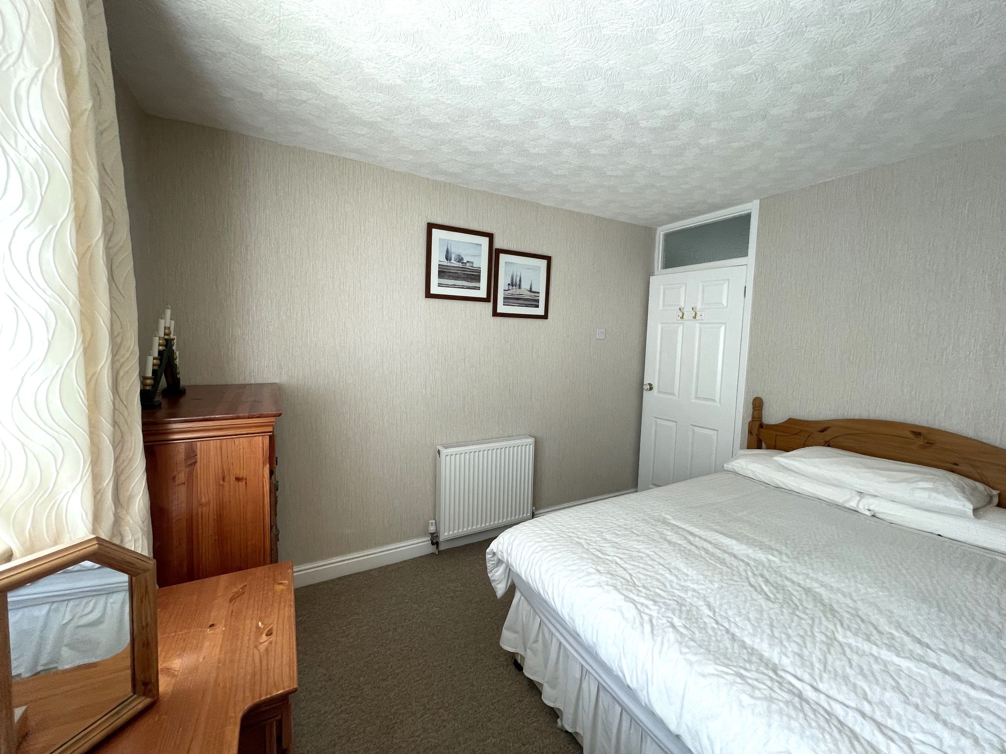 4 bedroom mid terraced house For Sale in Manchester - Photograph 15.