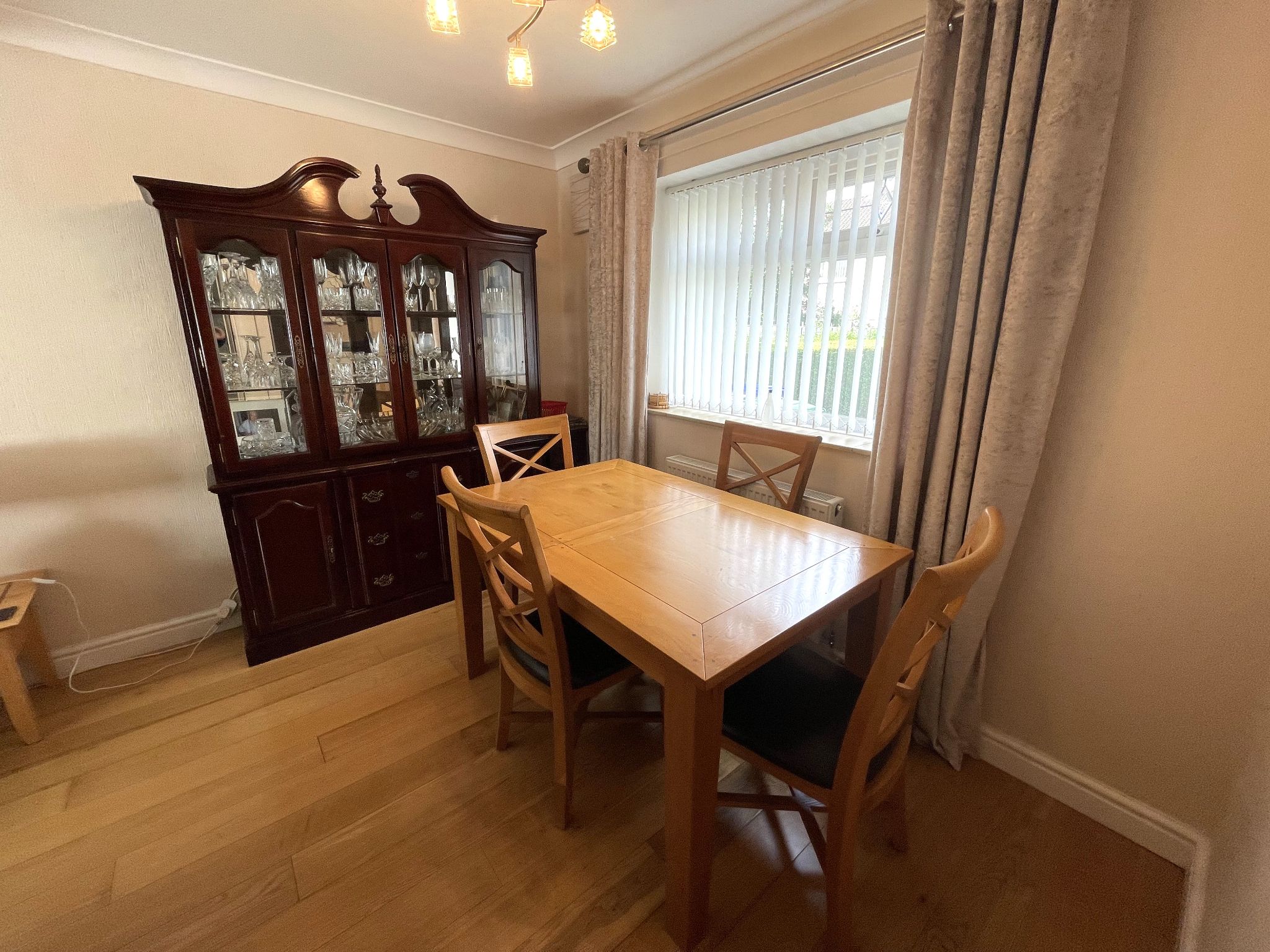 4 bedroom mid terraced house For Sale in Manchester - Photograph 7.