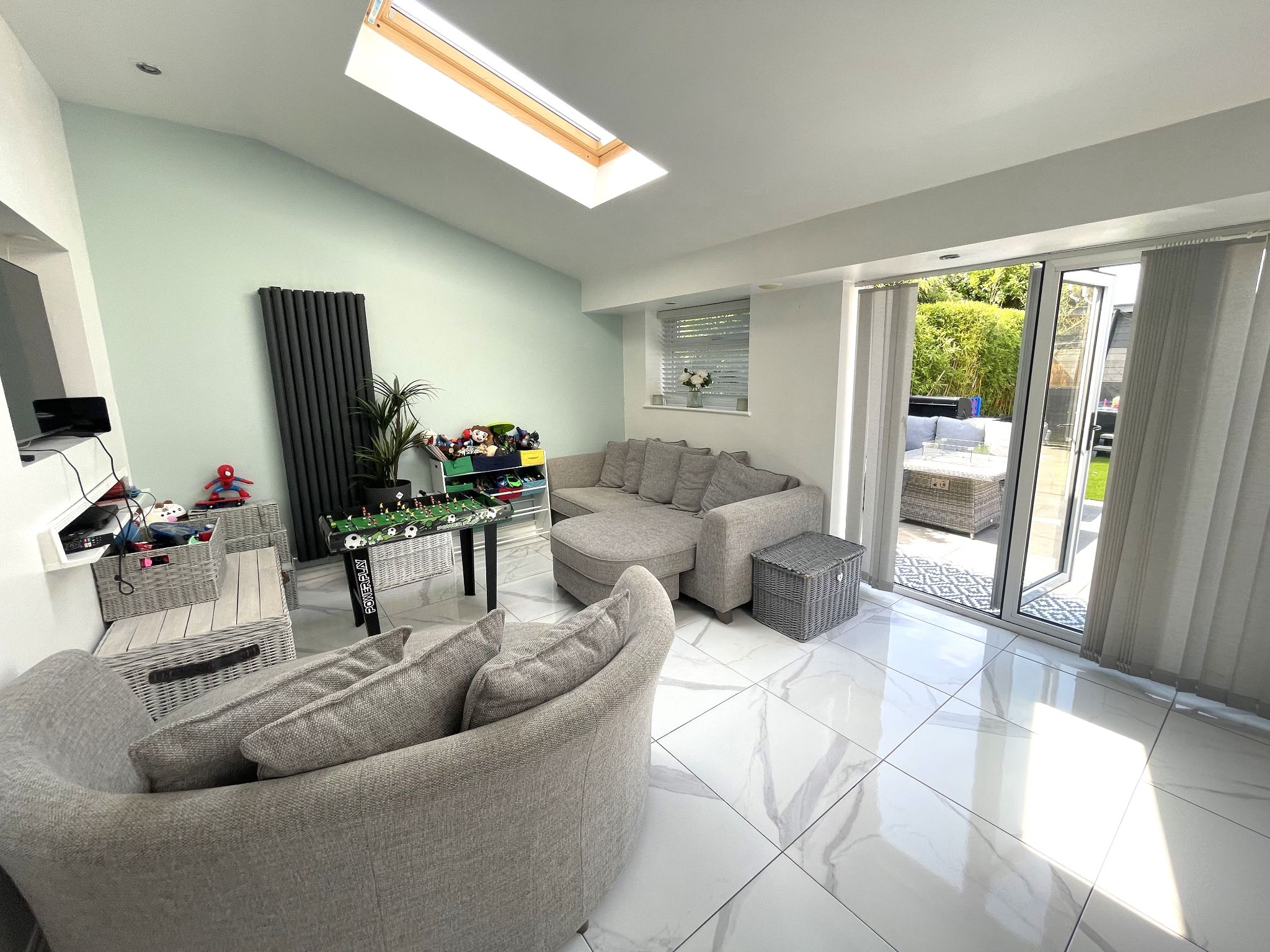 3 bedroom semi-detached house For Sale in Manchester - Photograph 7.