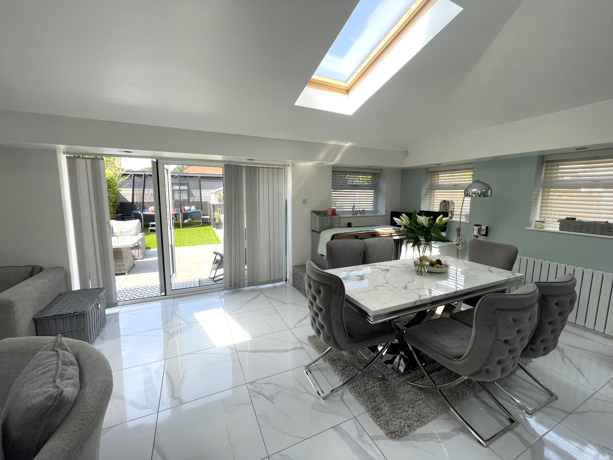 3 bedroom semi-detached house For Sale in Manchester - Photograph 10.