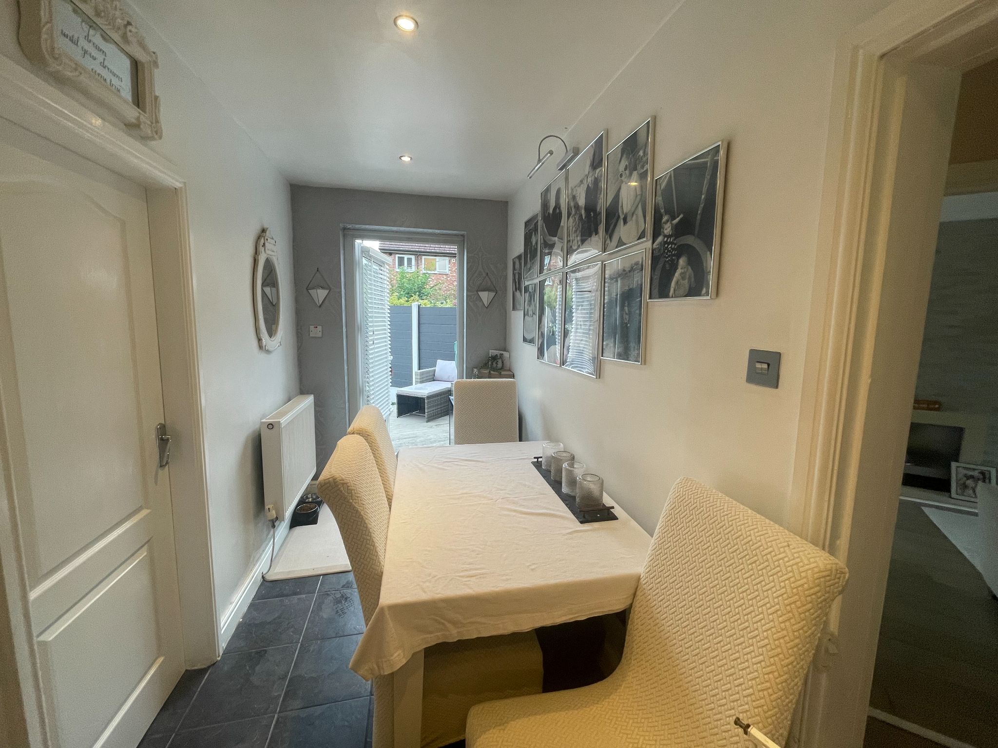 3 bedroom semi-detached house For Sale in Manchester - Photograph 8.